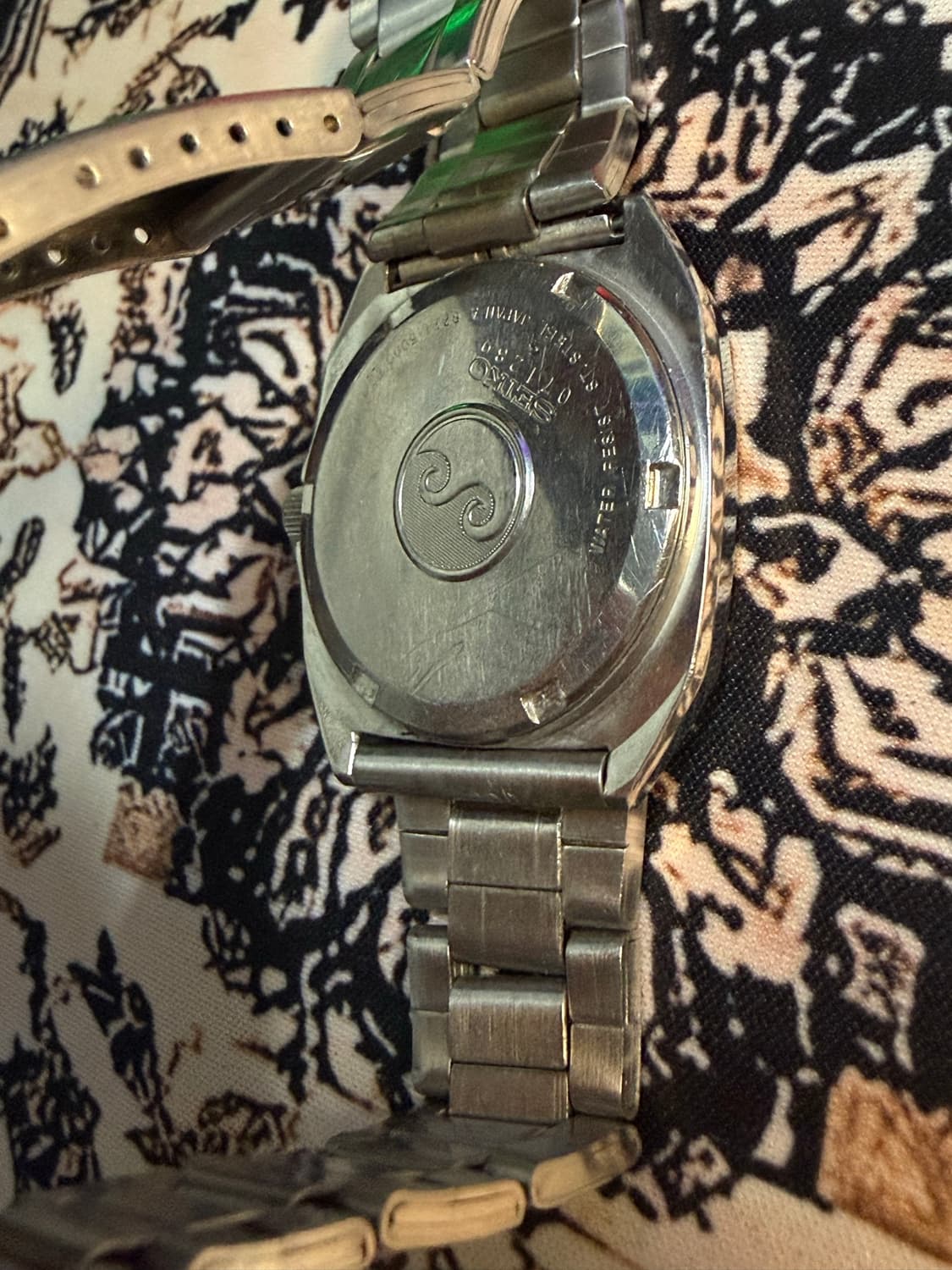 SEIKO 빈티지 쿼츠 시계 상품이미지4