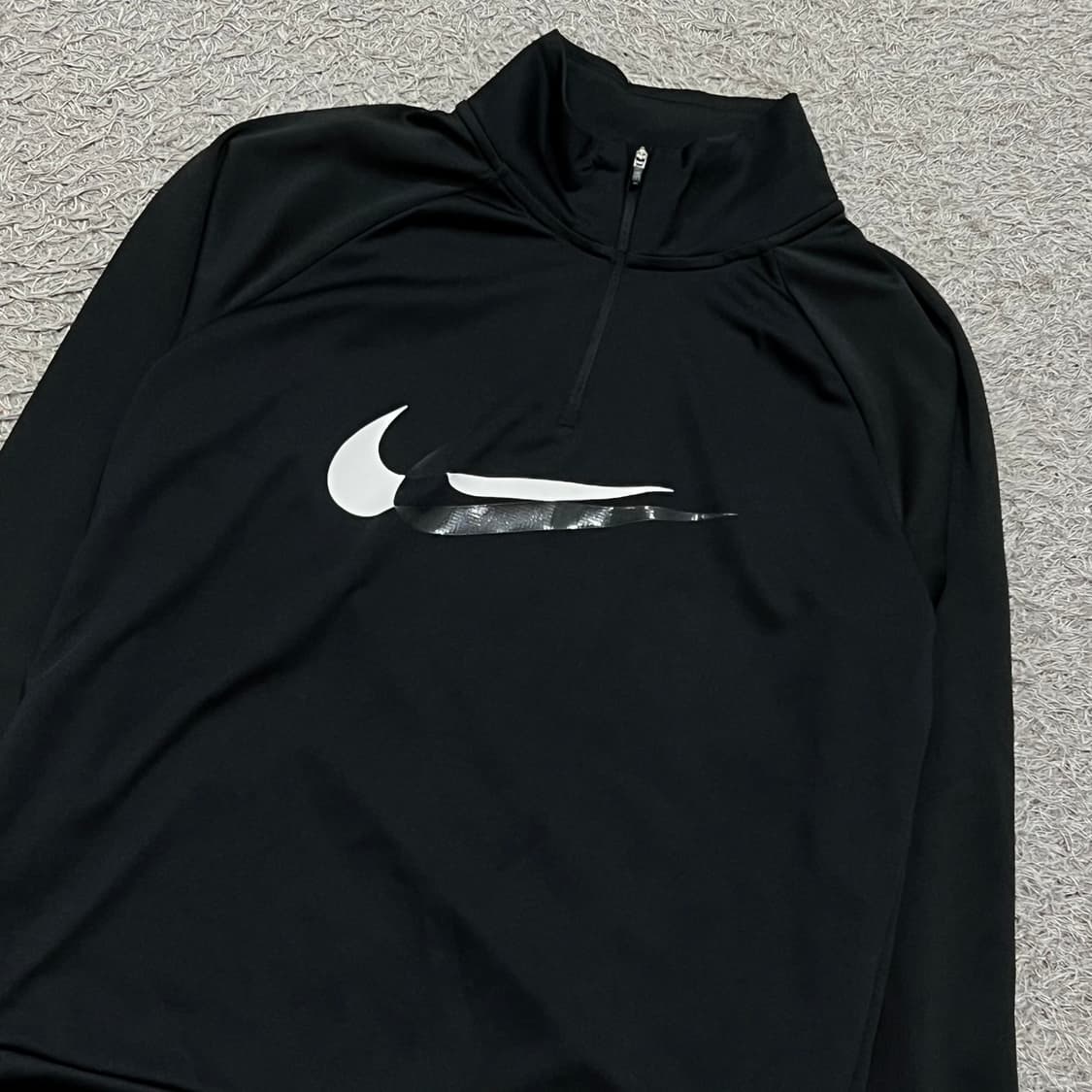 [우먼90] 나이키 러닝 반집업 긴팔티 상품이미지1