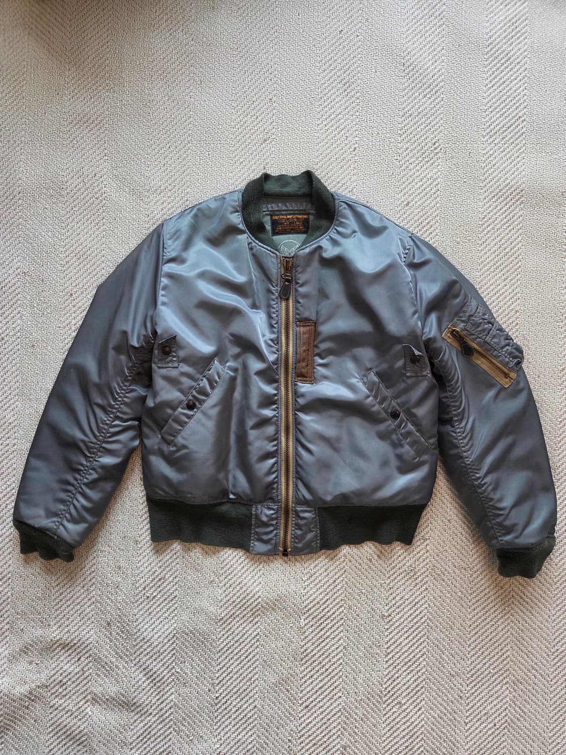 CAB Clothing 울파일 MA-1 Large 상품이미지1