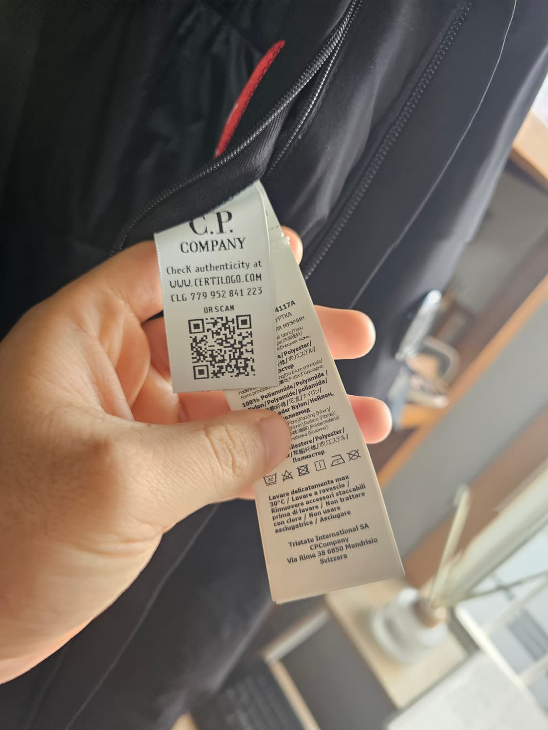 기본 모델 70만구매 정품. 씨피 CP컴퍼니 Pro-Tek 패딩 자켓 나 상품이미지5