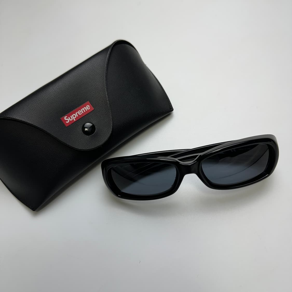 SUPREME 20SS Stretch Sunglasses 슈프림 선글라스 상품이미지1