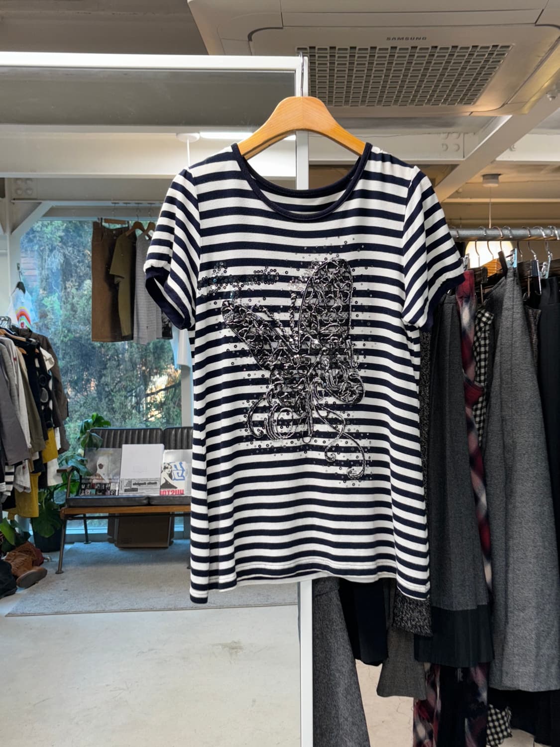 Sun rose 스트라이프 나비 티셔츠 상품이미지1