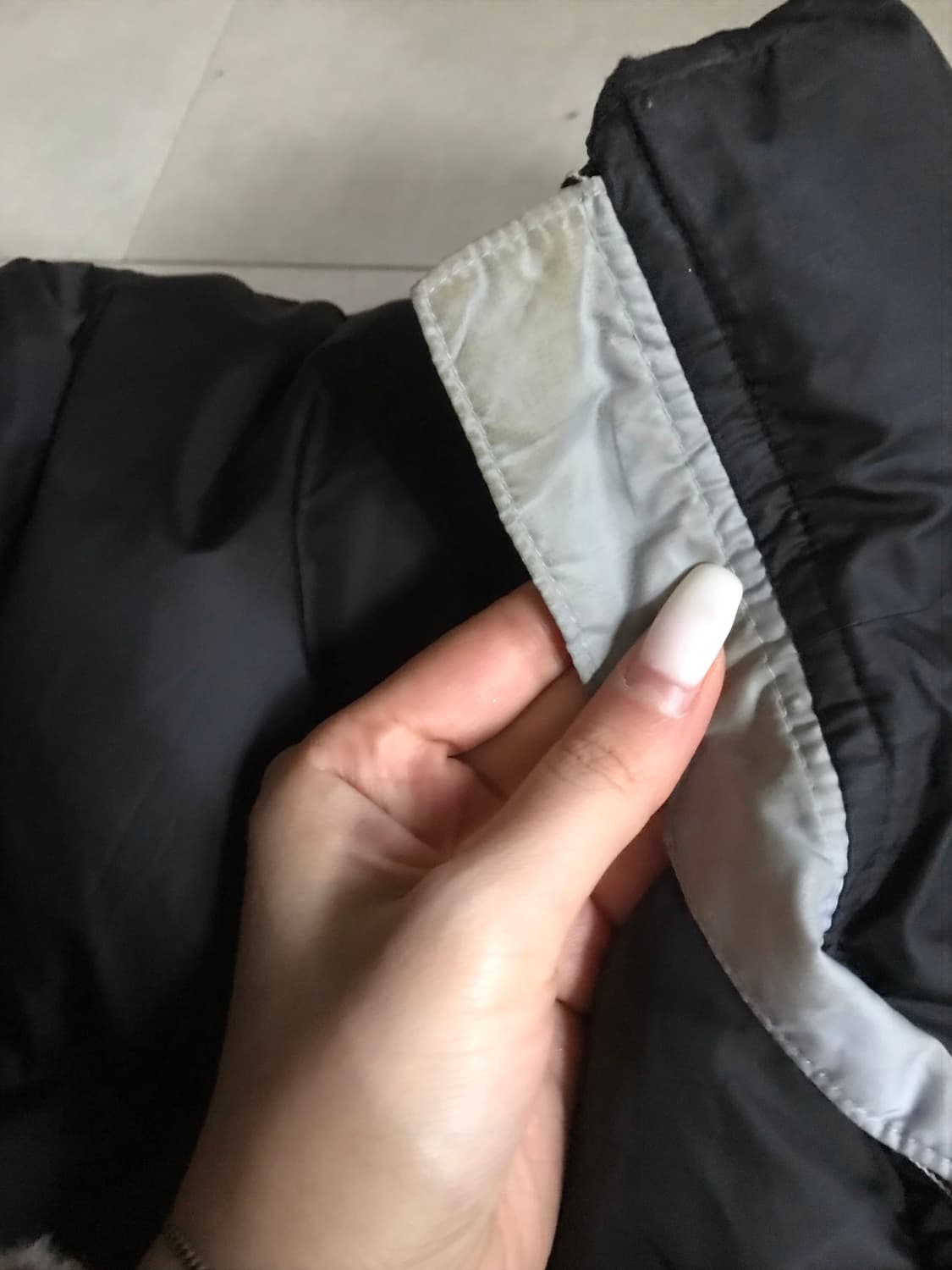 아디다스 90s 블랙 패딩 상품이미지9