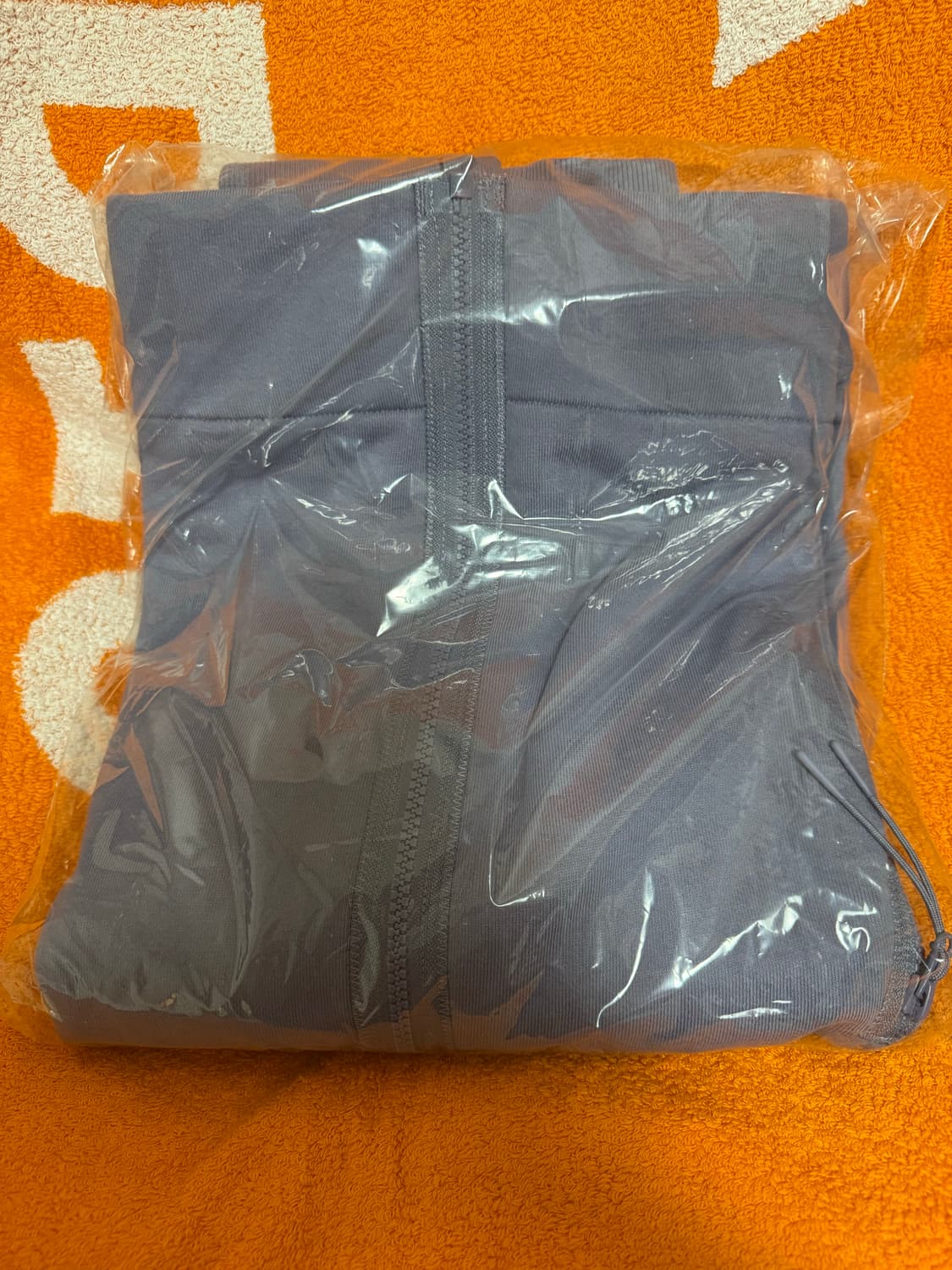 Cp 컴퍼니 바이올렛 후드집업 판매중! 상품이미지8