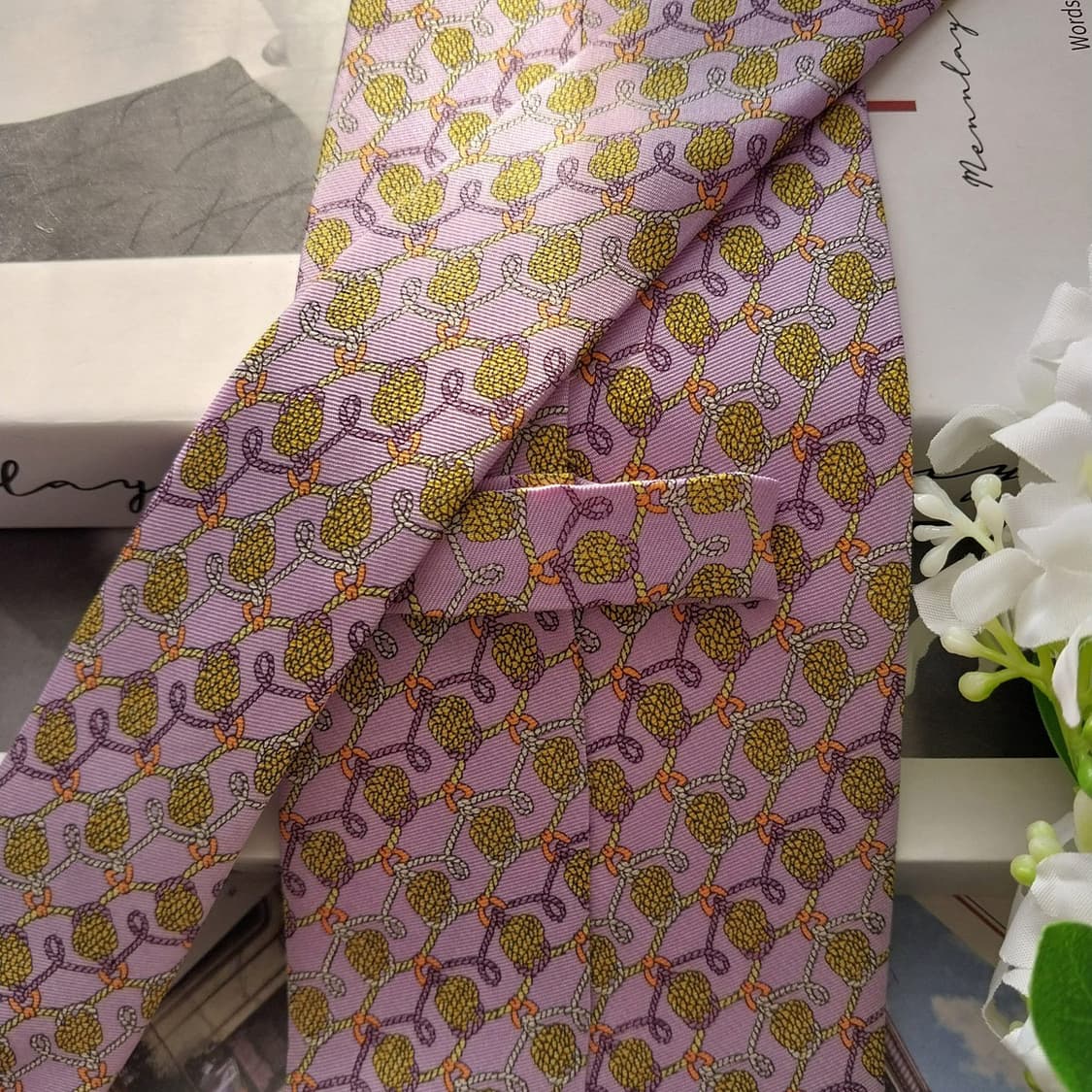 에스 티 듀퐁 실크 연보라 패턴 넥타이 9.5cm A+등급 K1567
 상품이미지7