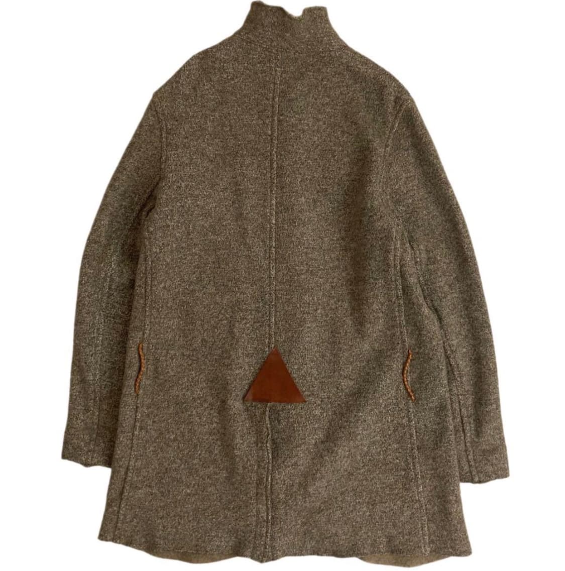 캐피탈 티롤 울 노마드 코트 상품이미지3