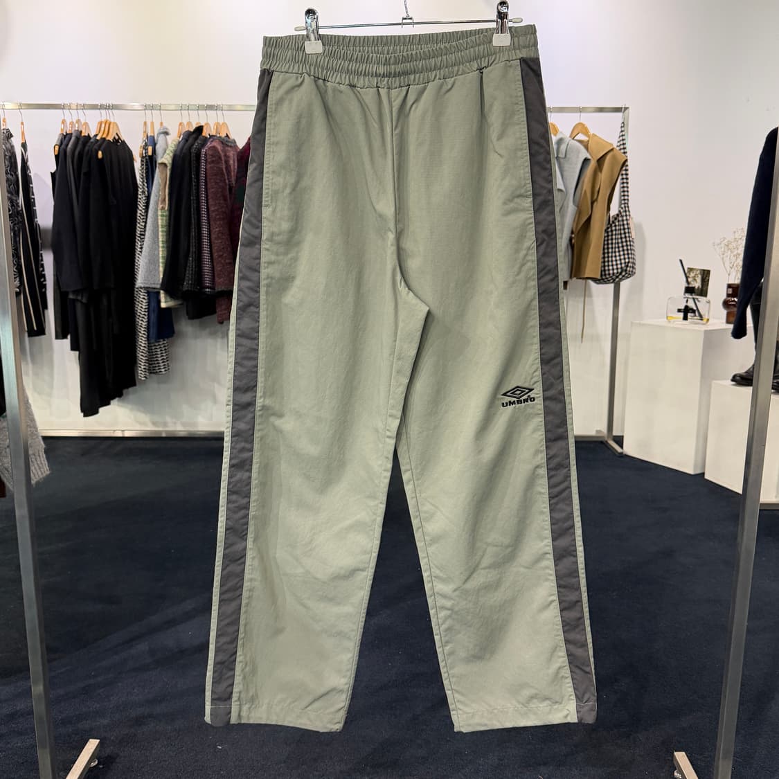 [M] 엄브로 우븐 팬츠 상품이미지1