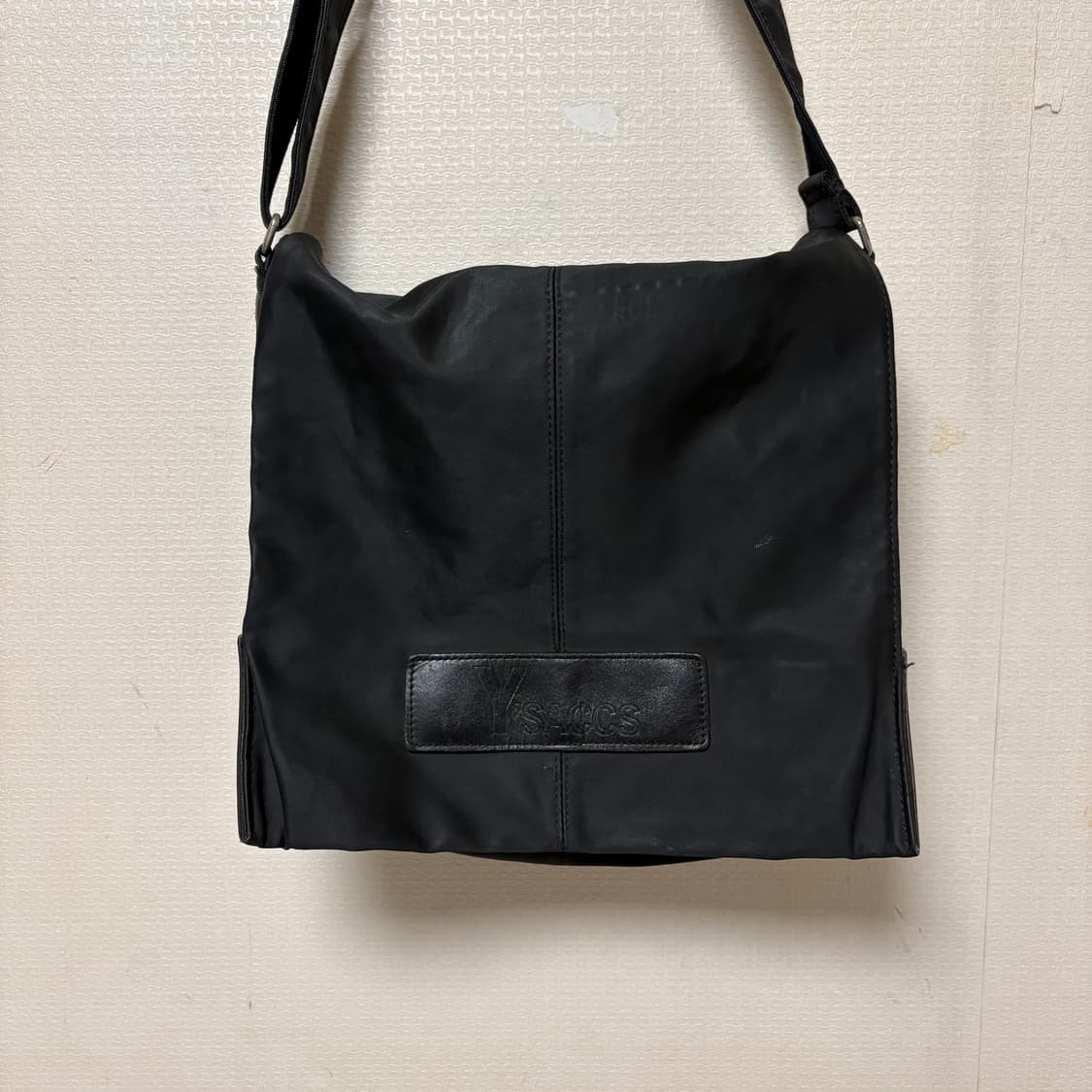 요지야마모토 YSACCS 가죽패치 숄더백 상품이미지2