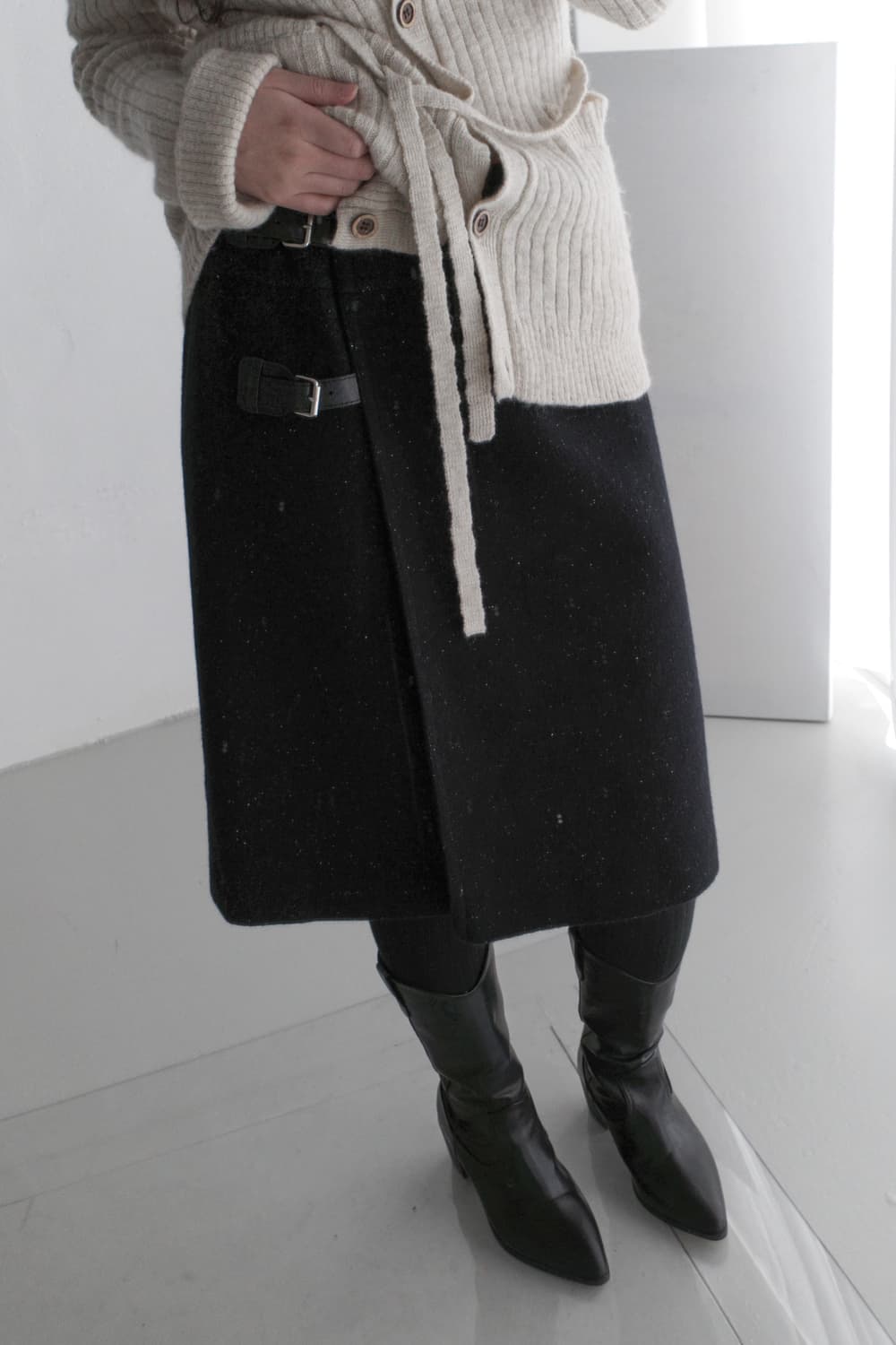 courreges) wool buckle wrap skirt  상품이미지6