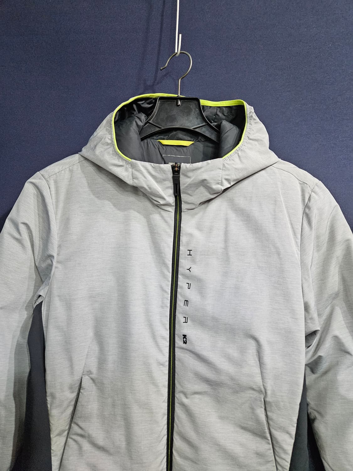 케이투 라이트그레이 남성 슬림핏 95 후드 경량패딩  상품이미지7