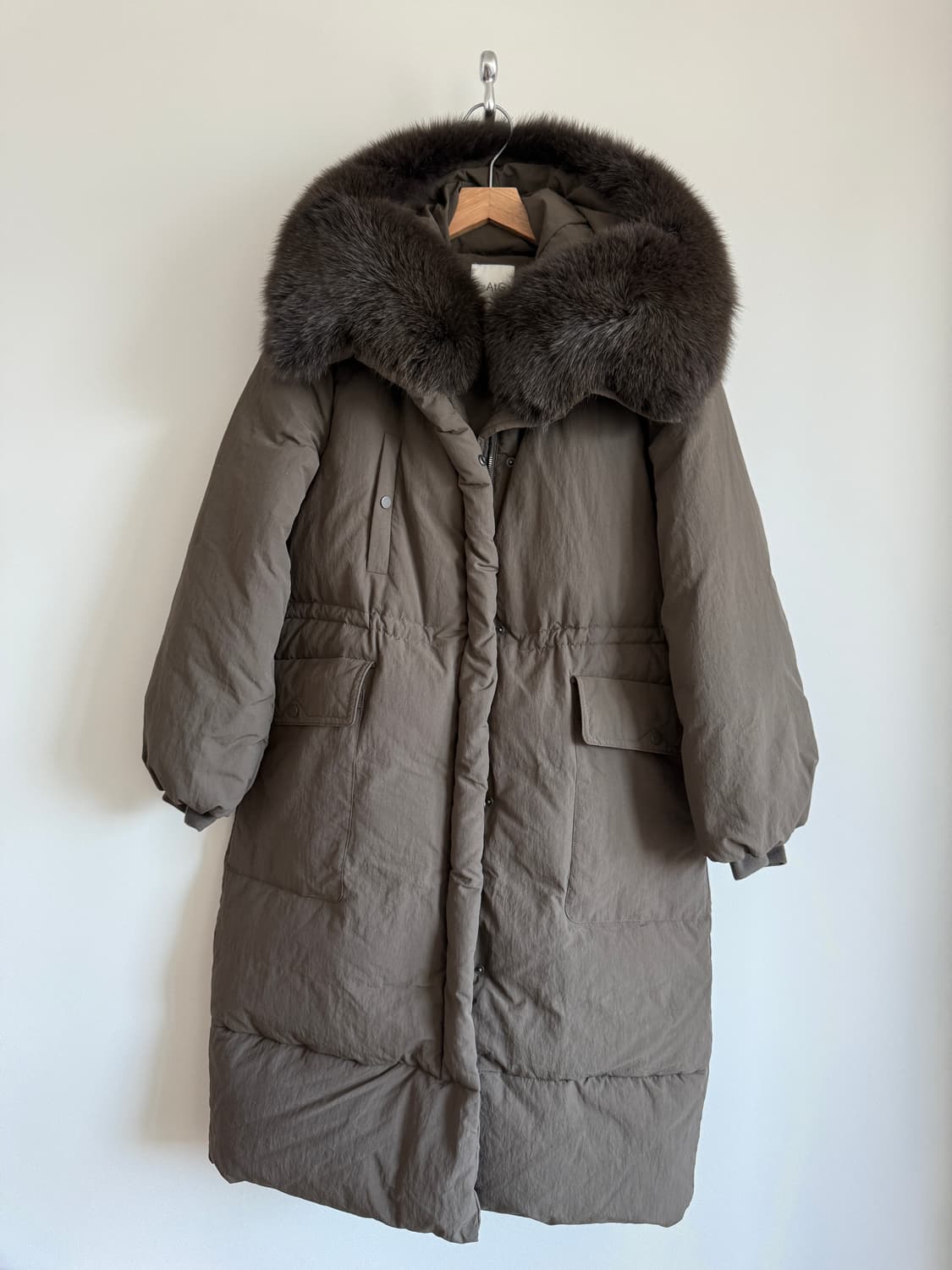 Pre owned 구스다운 폭스퍼 패딩 코트(퍼 탈부착 가능)  상품이미지1
