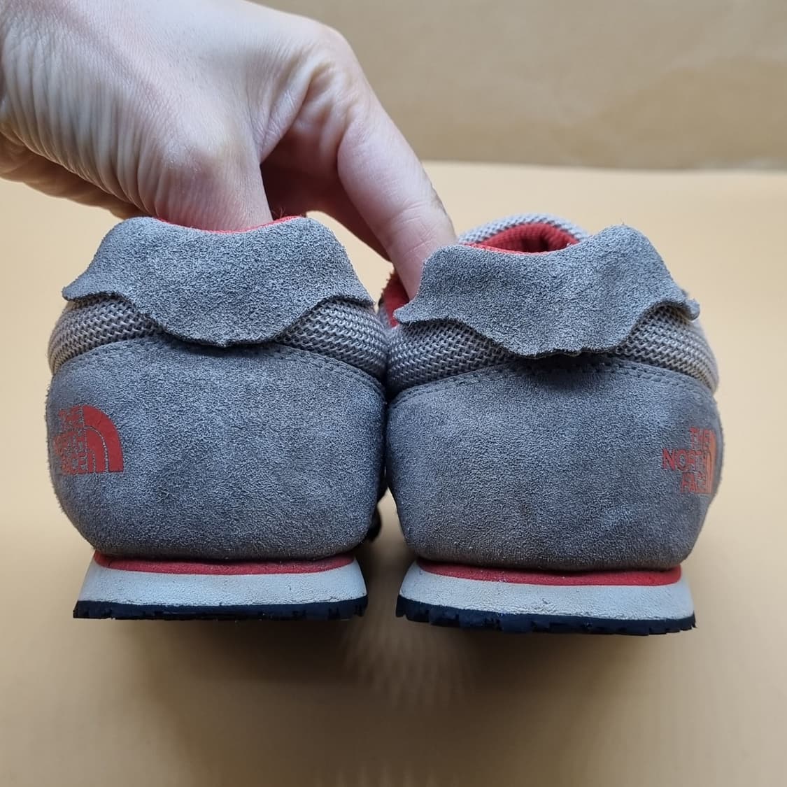 노스페이스 여성운동화235. 상품이미지4