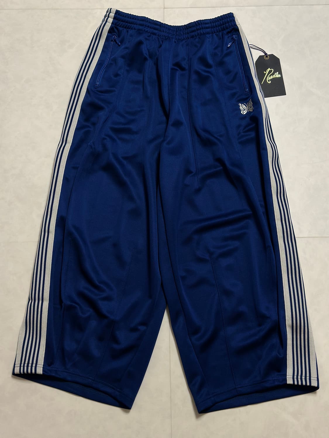 니들스 HD트랙팬츠 로얄블루 상품이미지1