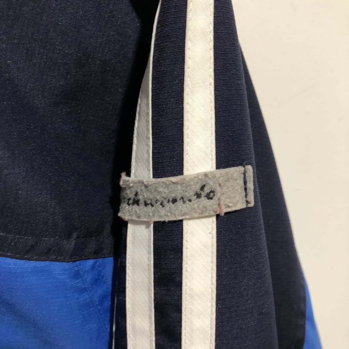 아디다스 패딩 점퍼 상품이미지4