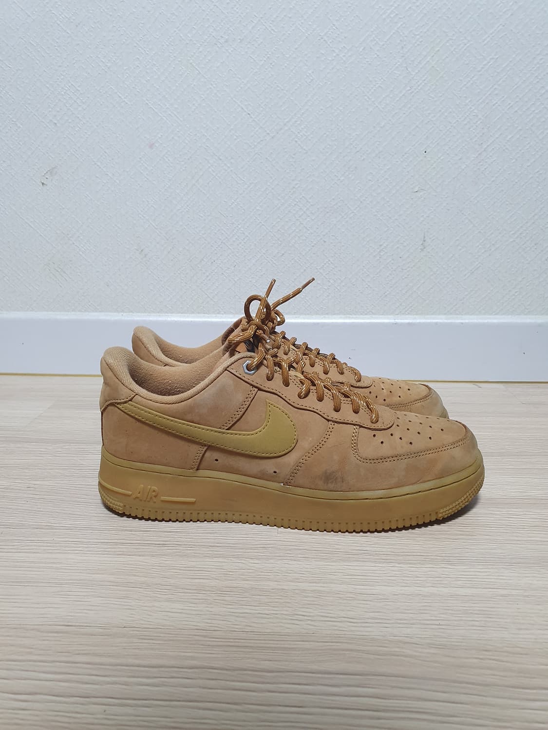 나이키 에어포스1 스웨이드 브라운 270 상품이미지1