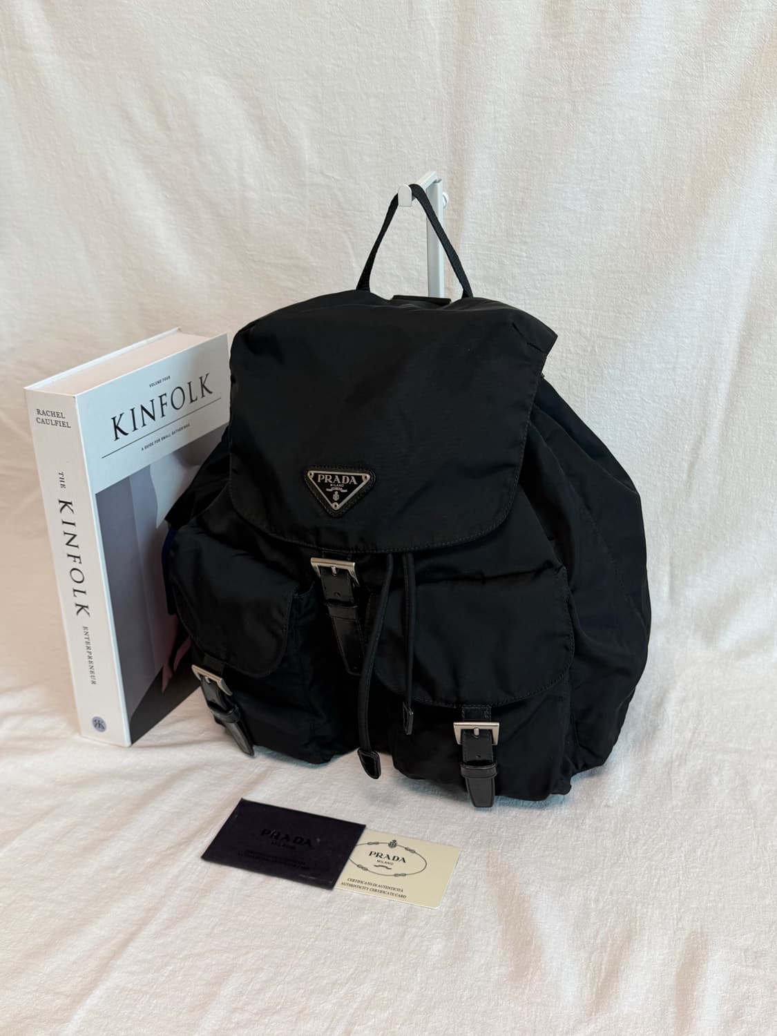 정품 프라다 나일론 투포켓 백팩 블랙 미디움 상품이미지5