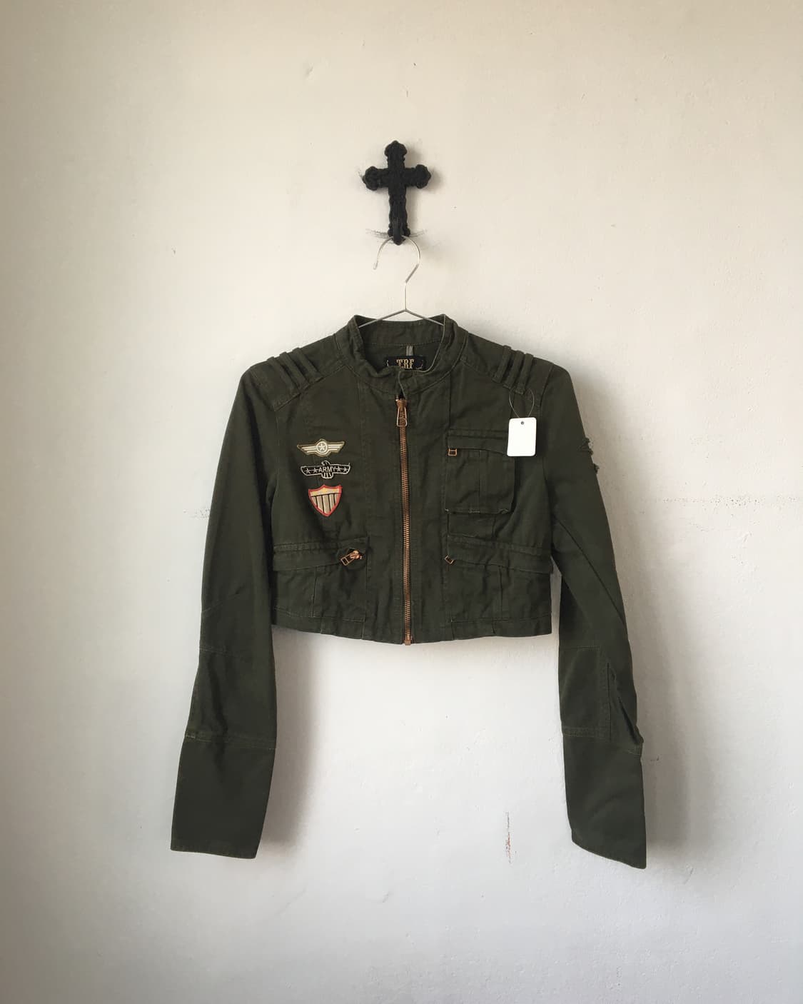 Patch point crop zip up jacket 상품이미지2