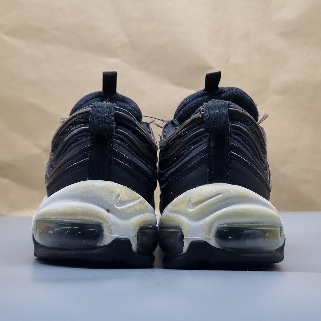 나이키 에어맥스97 블랙 운동화245  상품이미지4