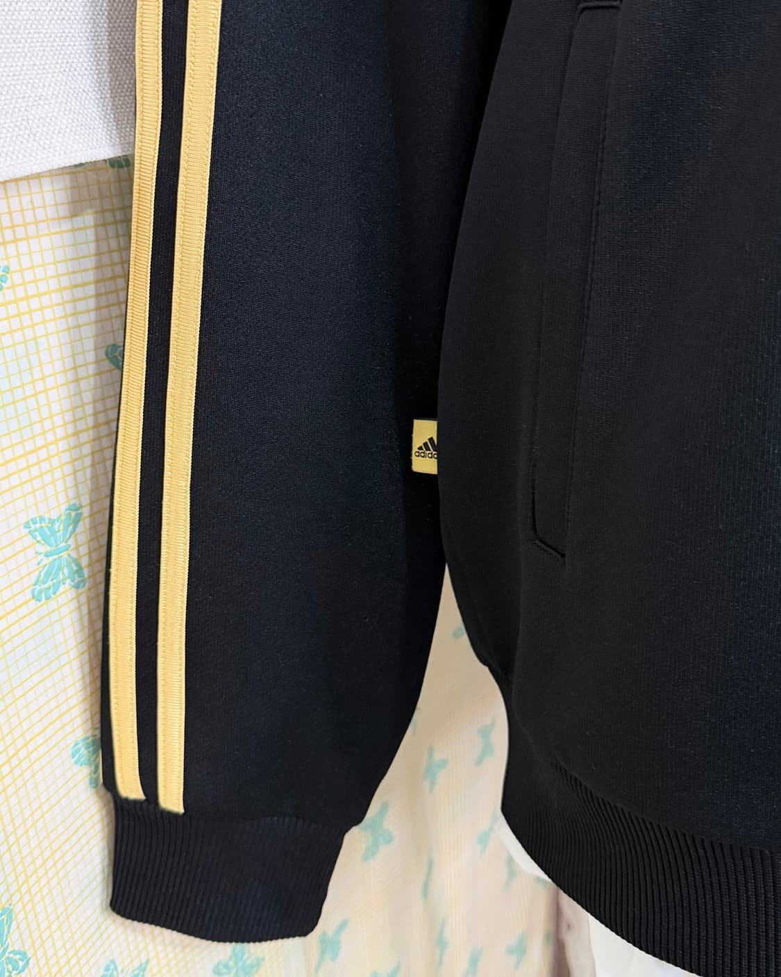 아디다스 블랙 & 옐로우 별 져지 상품이미지7