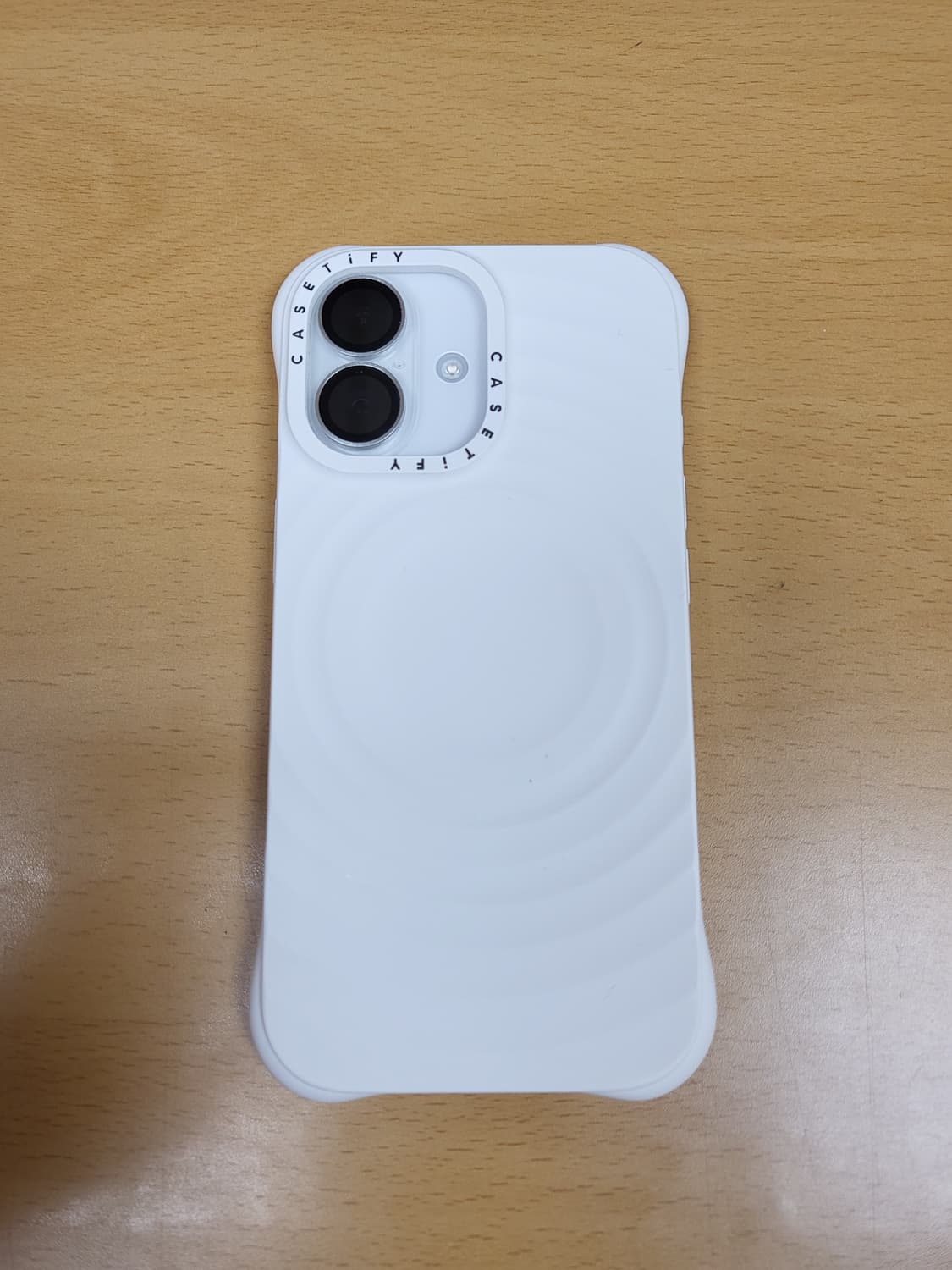 아이폰17 화이트 256기가 팝니다 상품이미지1