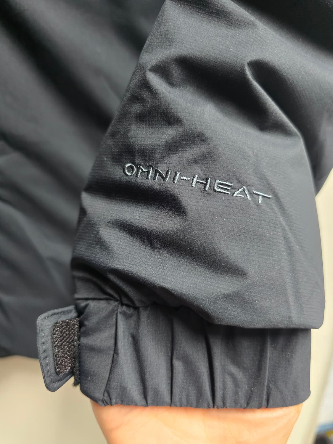 컬럼비아 옴니히트 구스다운경량 숏패딩재킷 95 상품이미지3