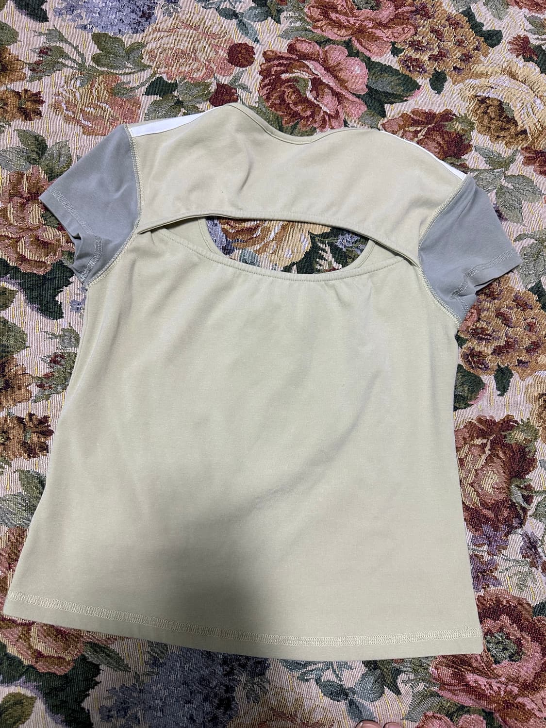 파르티멘토 레몬 컷아웃 티 상품이미지4