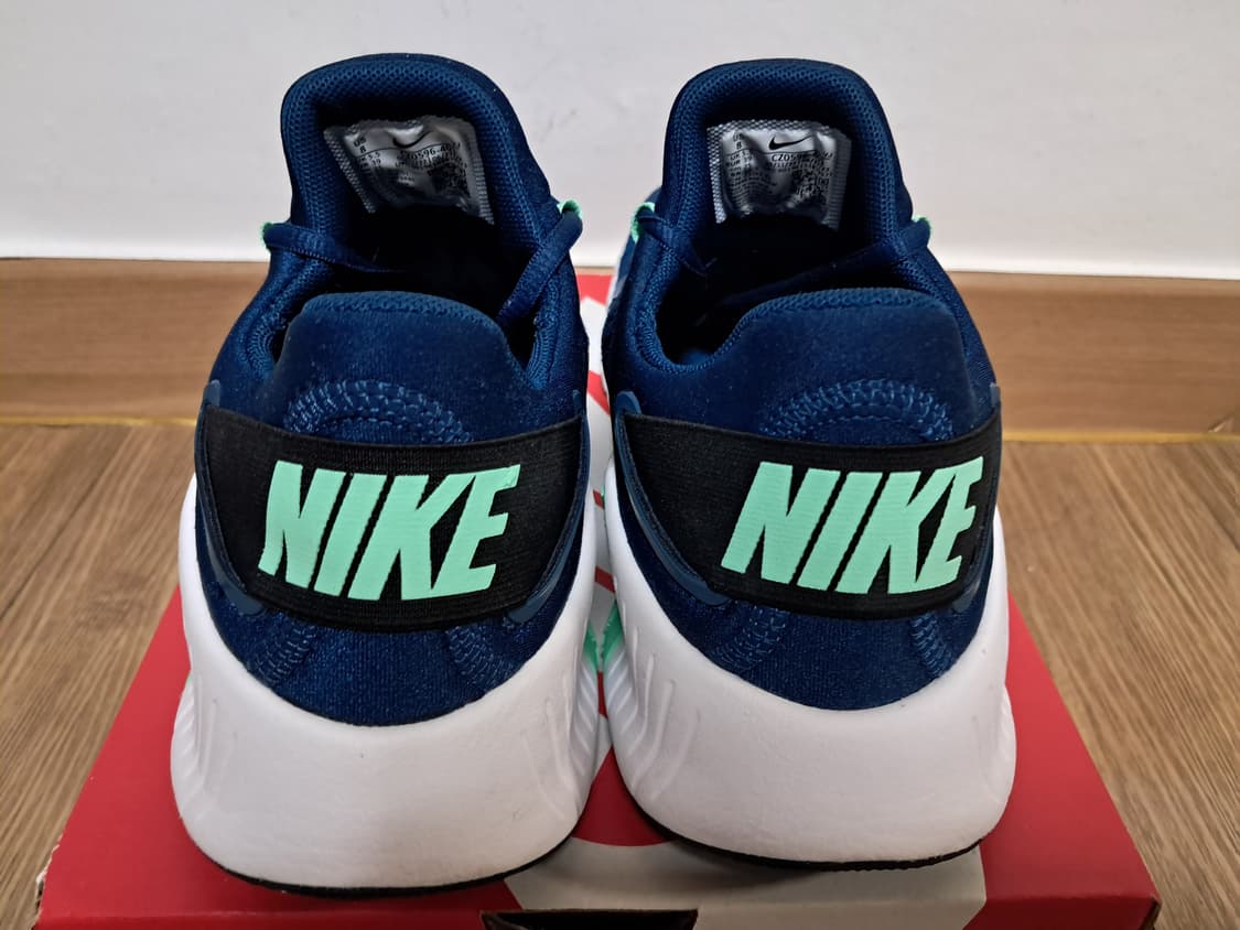 나이키 스니커즈 250 상품이미지3