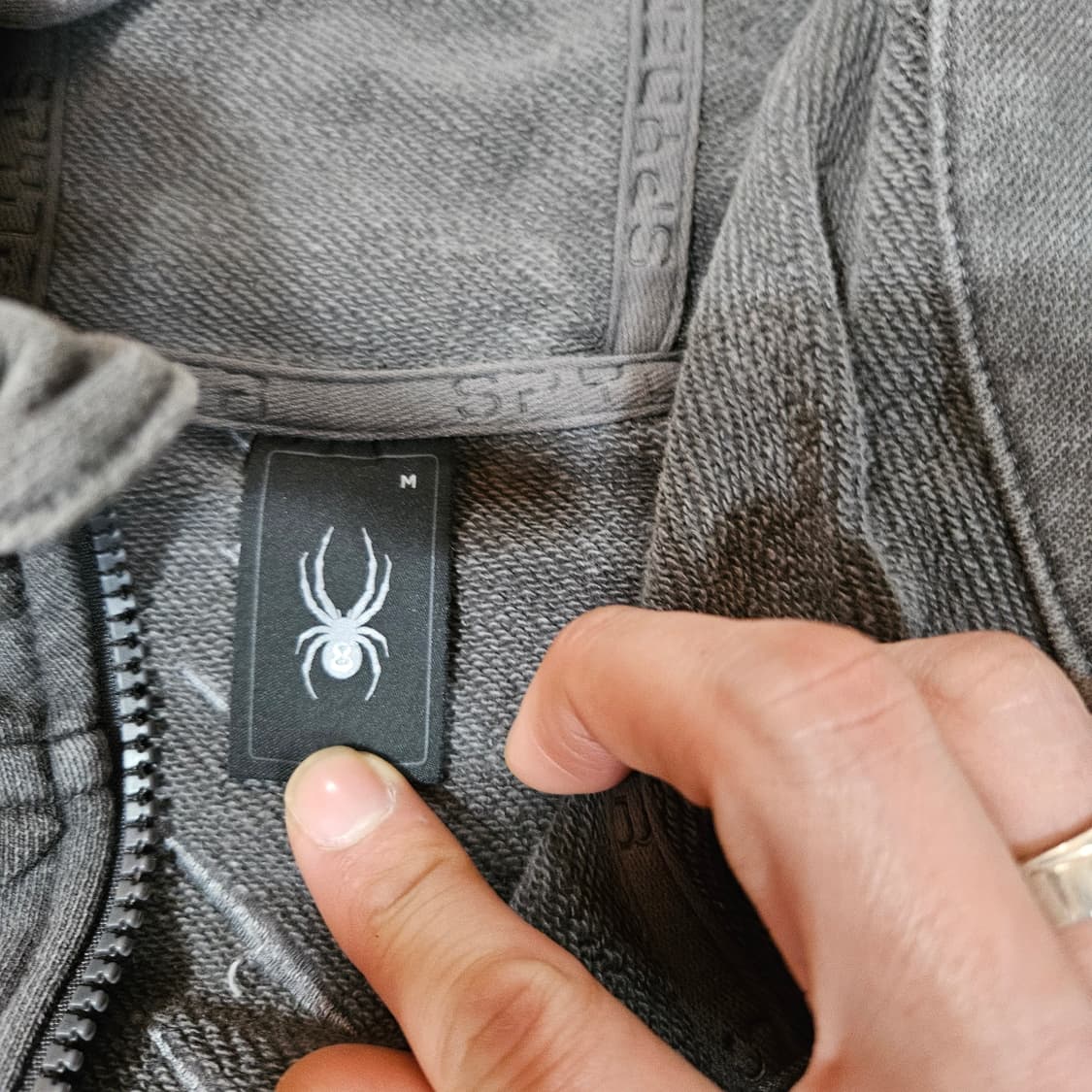 스파이더(SPYDER) 21FW 가먼트 워싱 디테일 자수 후드집업  상품이미지5