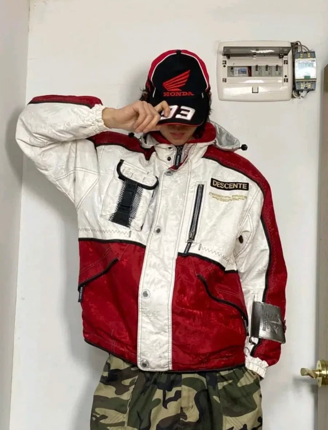 데상트 올드스쿨 빈티지 스키 점퍼 상품이미지1