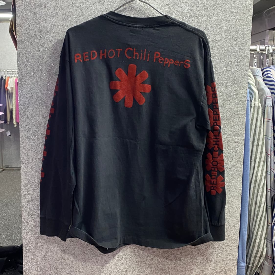 빈티지 레드핫칠리페퍼스 그래픽 롱슬리브 B4410 상품이미지4