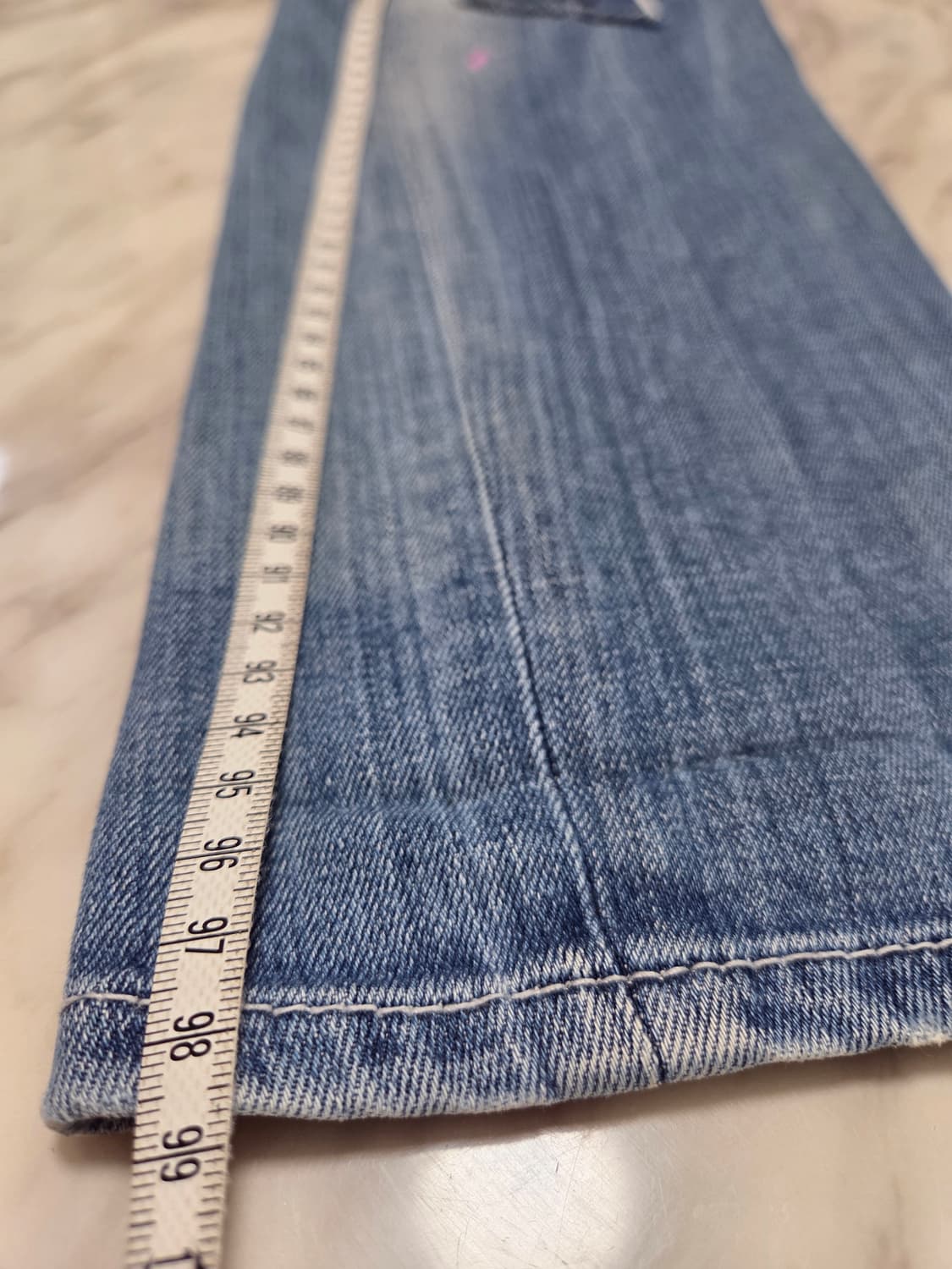 디스퀘어드 핑크페인트 메탈 패치 데님팬츠 상품이미지7