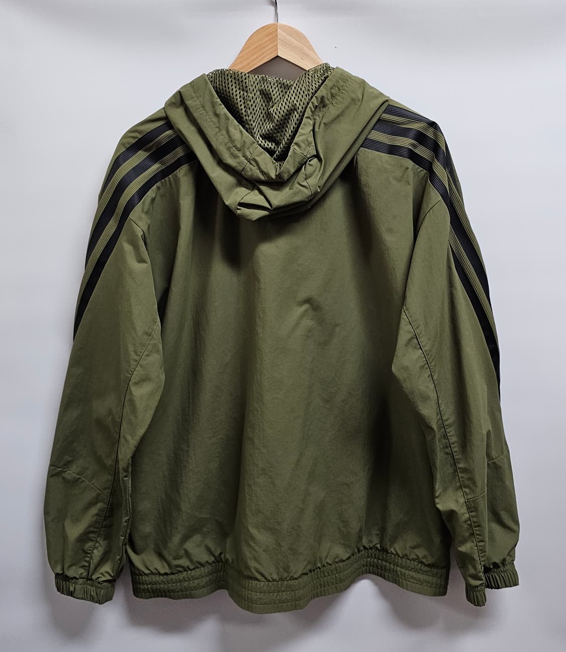 아디다스 우븐 카키 후드 바람막이 XL 상품이미지2