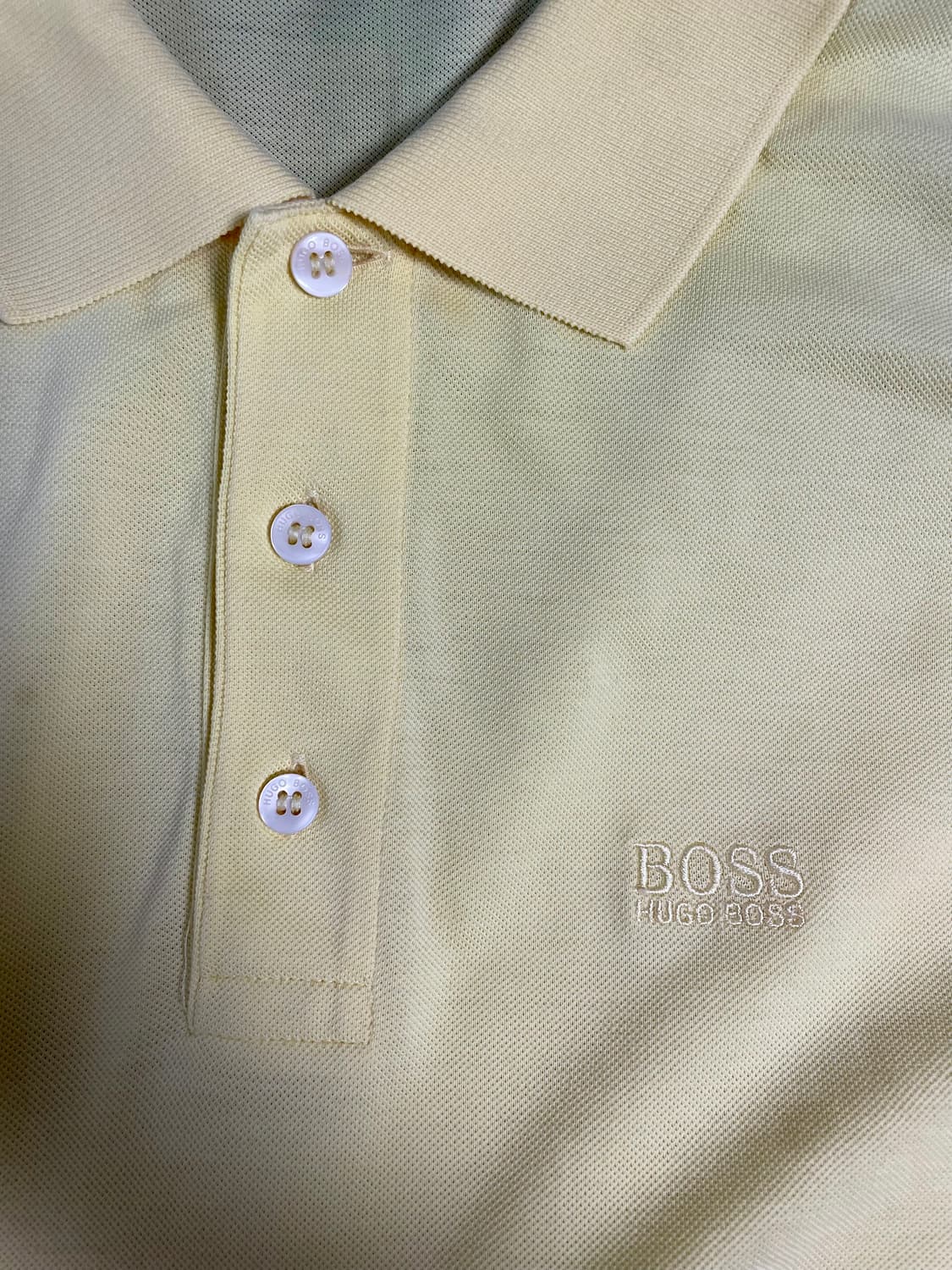 HUGO BOSS 옐로우 카라티 L 상품이미지3