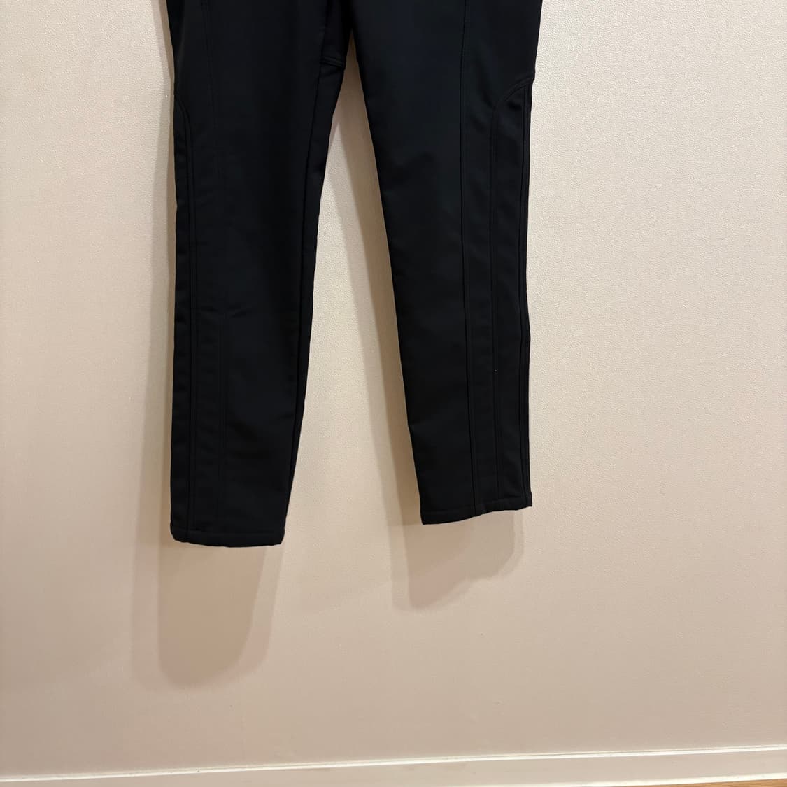 블랙야크 여성 WINDSTOPPER 바지 28 상품이미지2