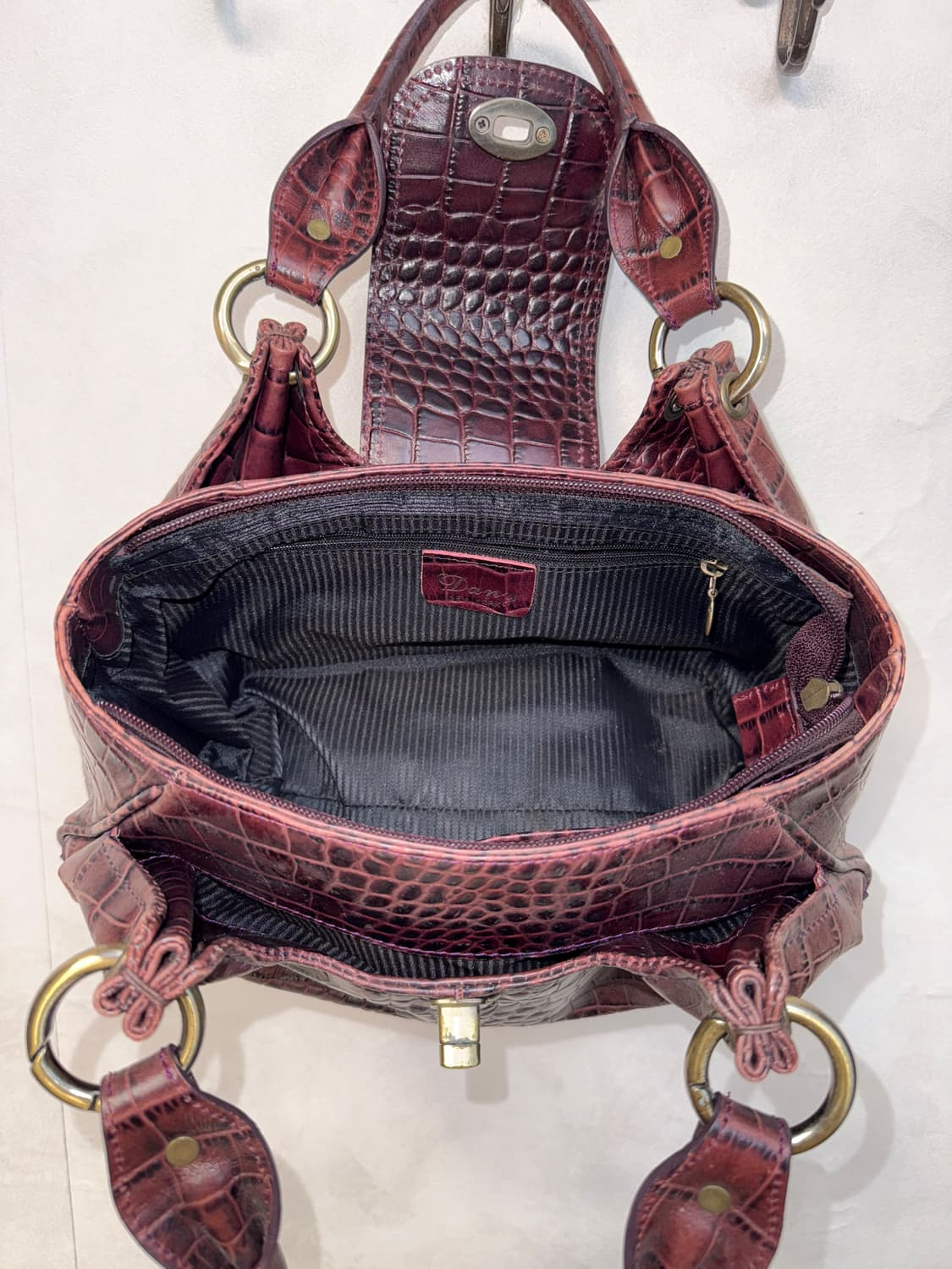 Burgundy python stud detail shoulder bag 상품이미지5