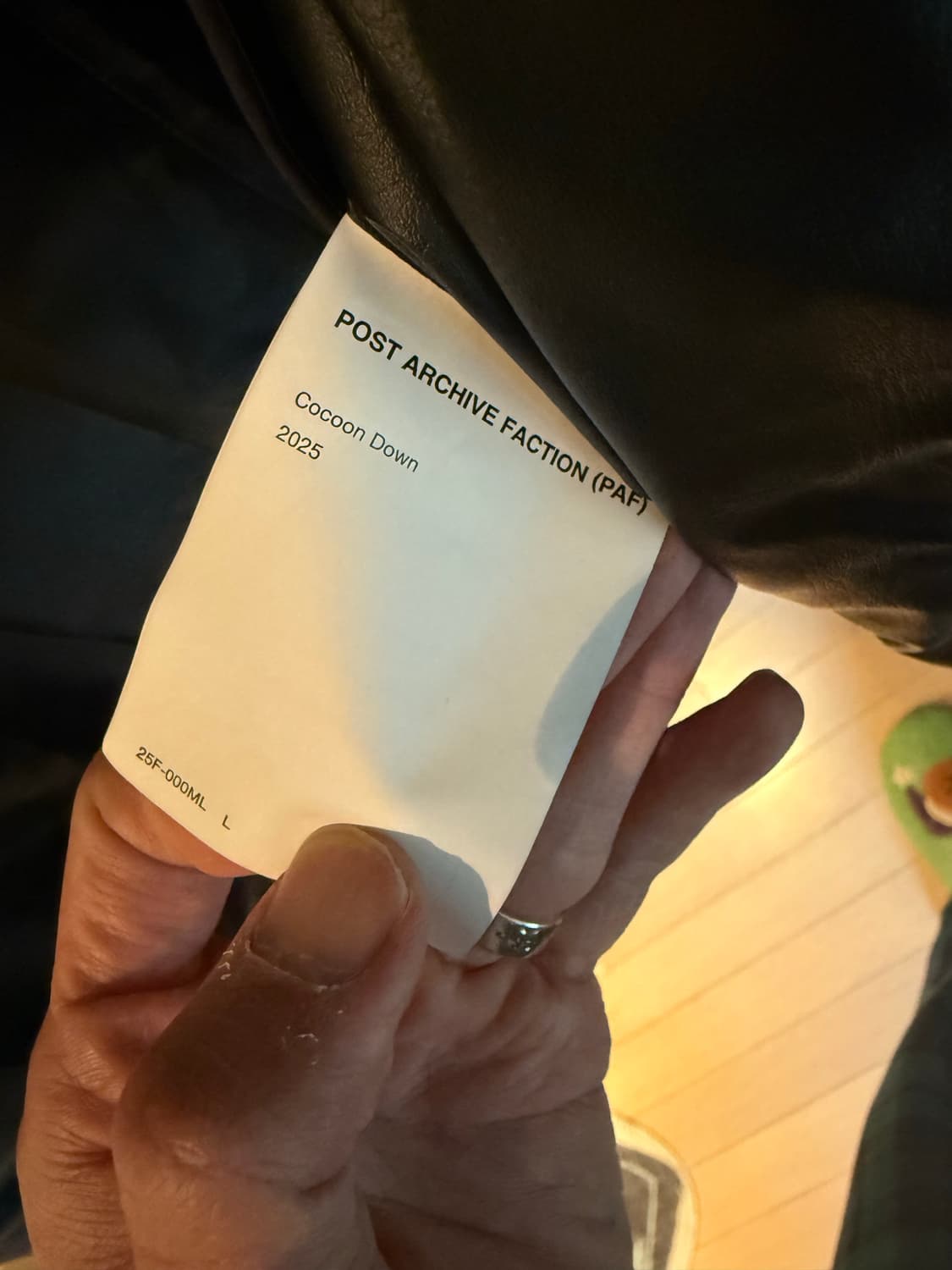 포스트 아카이브 팩션(파프) 코쿤 패딩 메탈릭블랙 상품이미지5