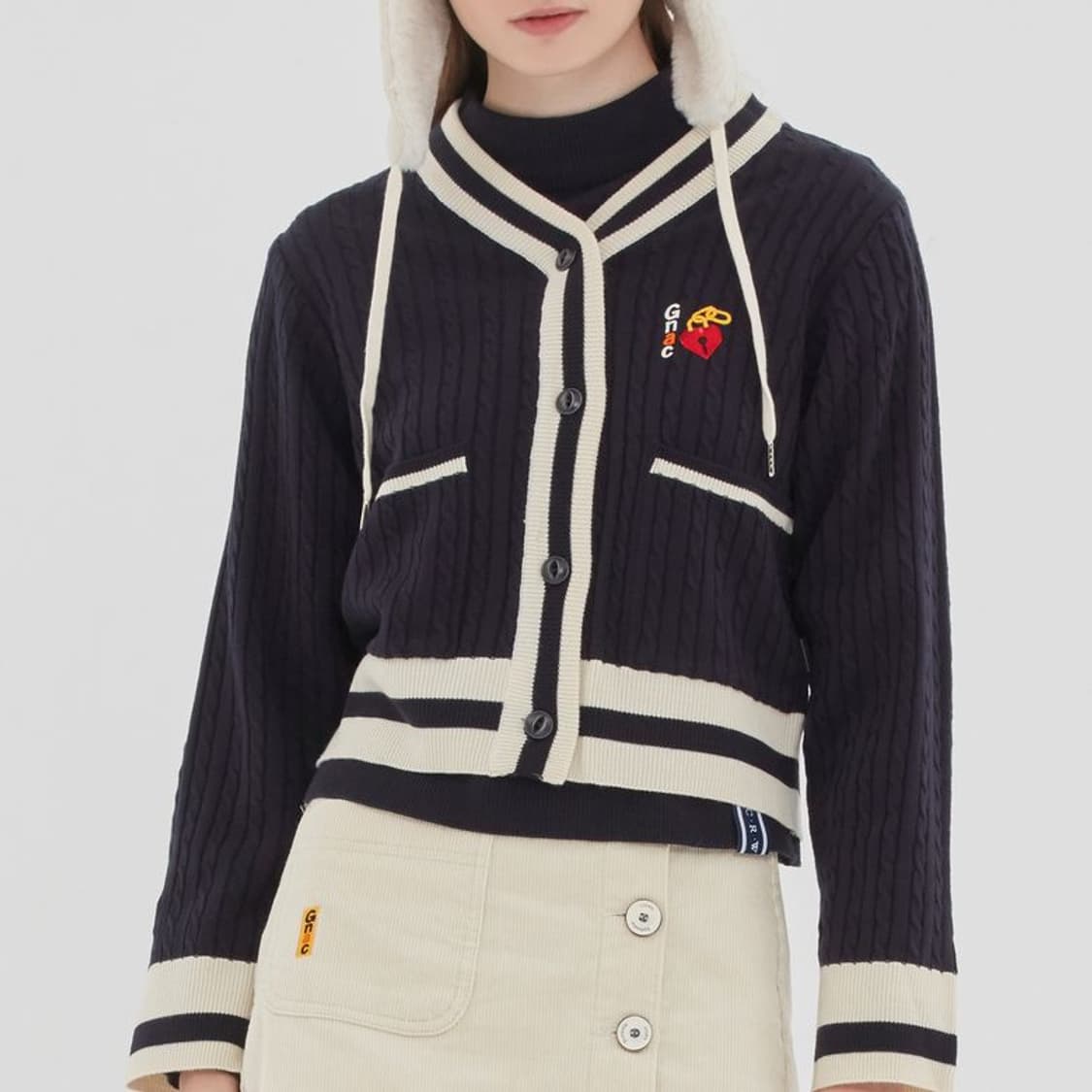 로맨틱크라운 니트 가디건 우먼 자켓 상품이미지2