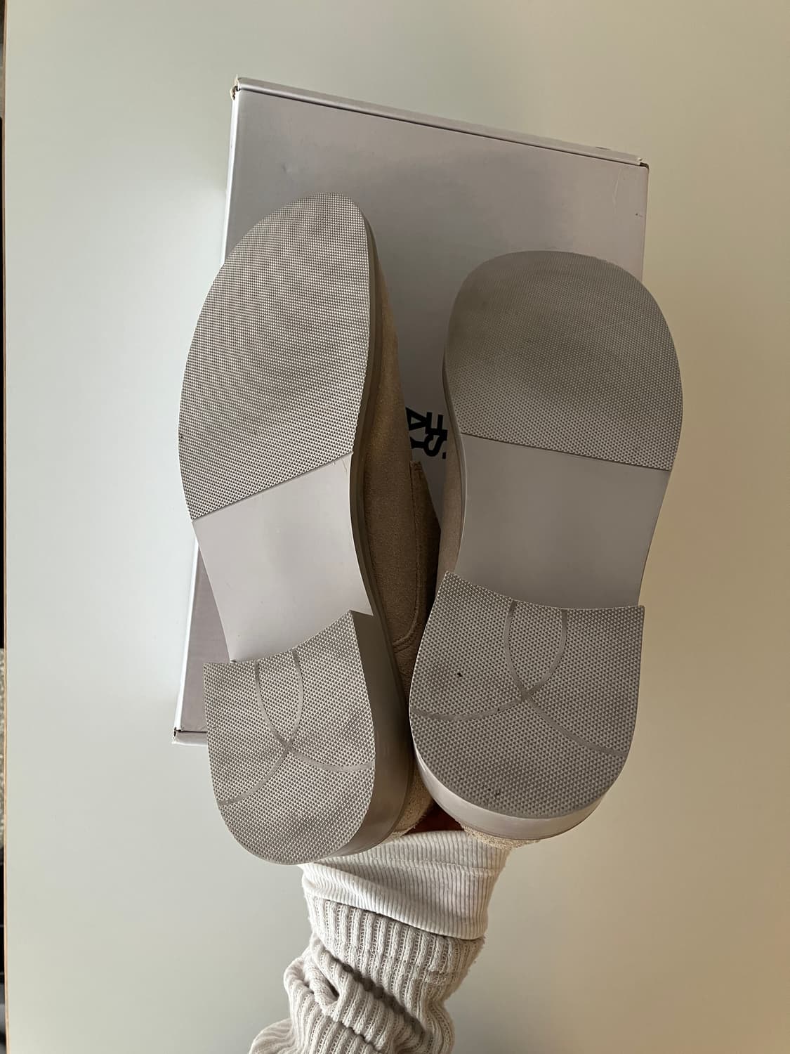 야세 카우하이드 더비 베이지 상품이미지7