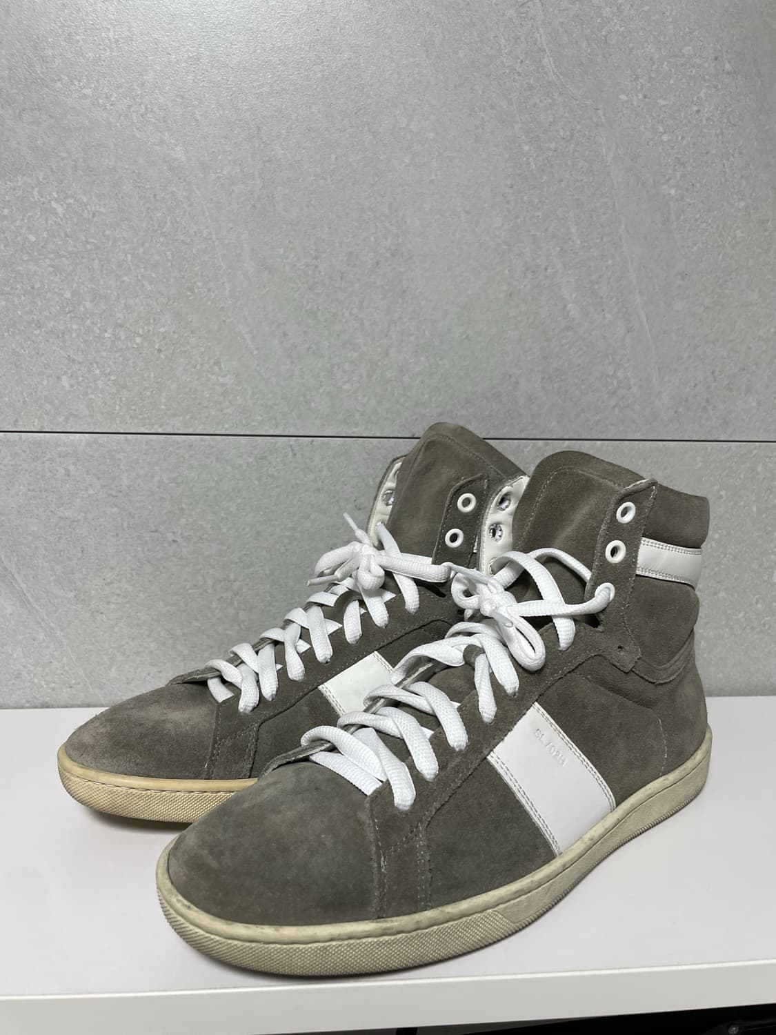 생로랑 에디슬리먼 하이탑 상품이미지2