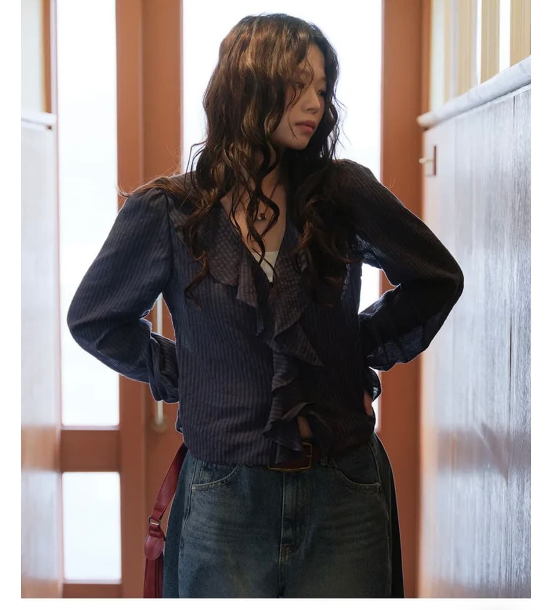 스트라이프 러플 블라우스 자라 cos 상품이미지3