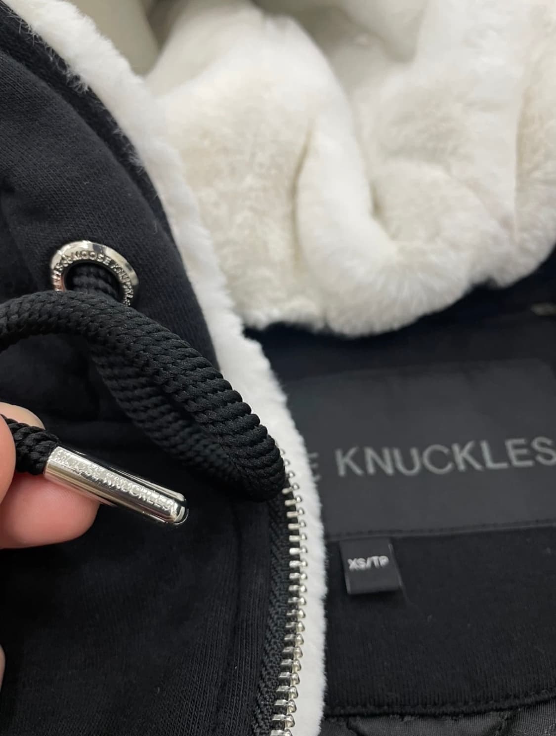 무스너클 버니스웨터 상품이미지4