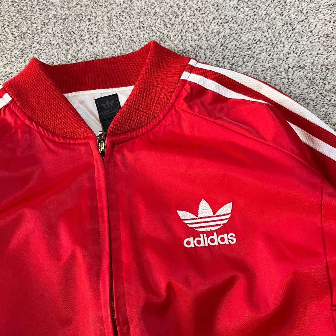 아디다스 우먼 슈퍼스타 트랙점퍼 상품이미지2