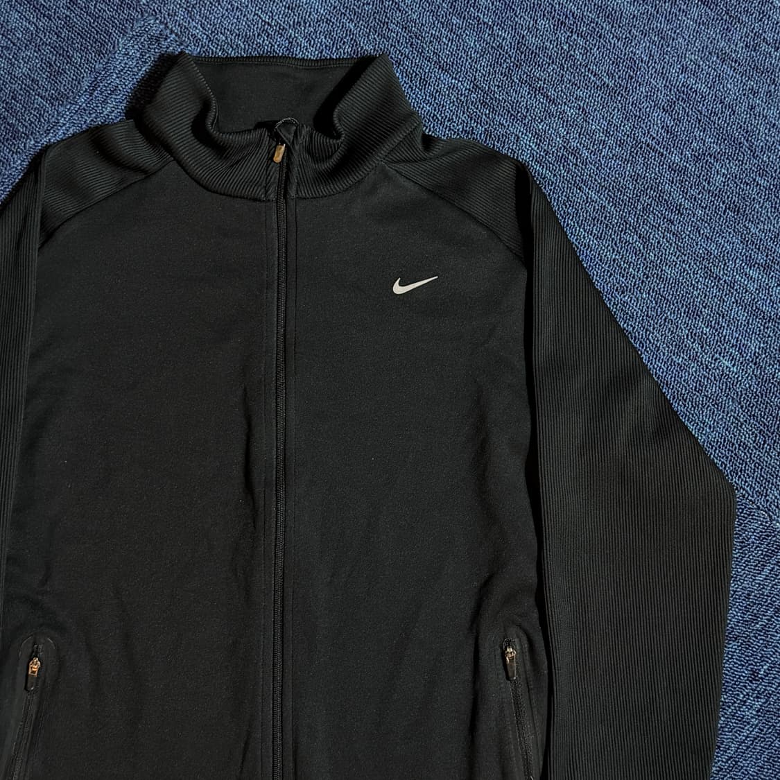 나이키 블랙 트레이닝 집업 자켓 상품이미지2