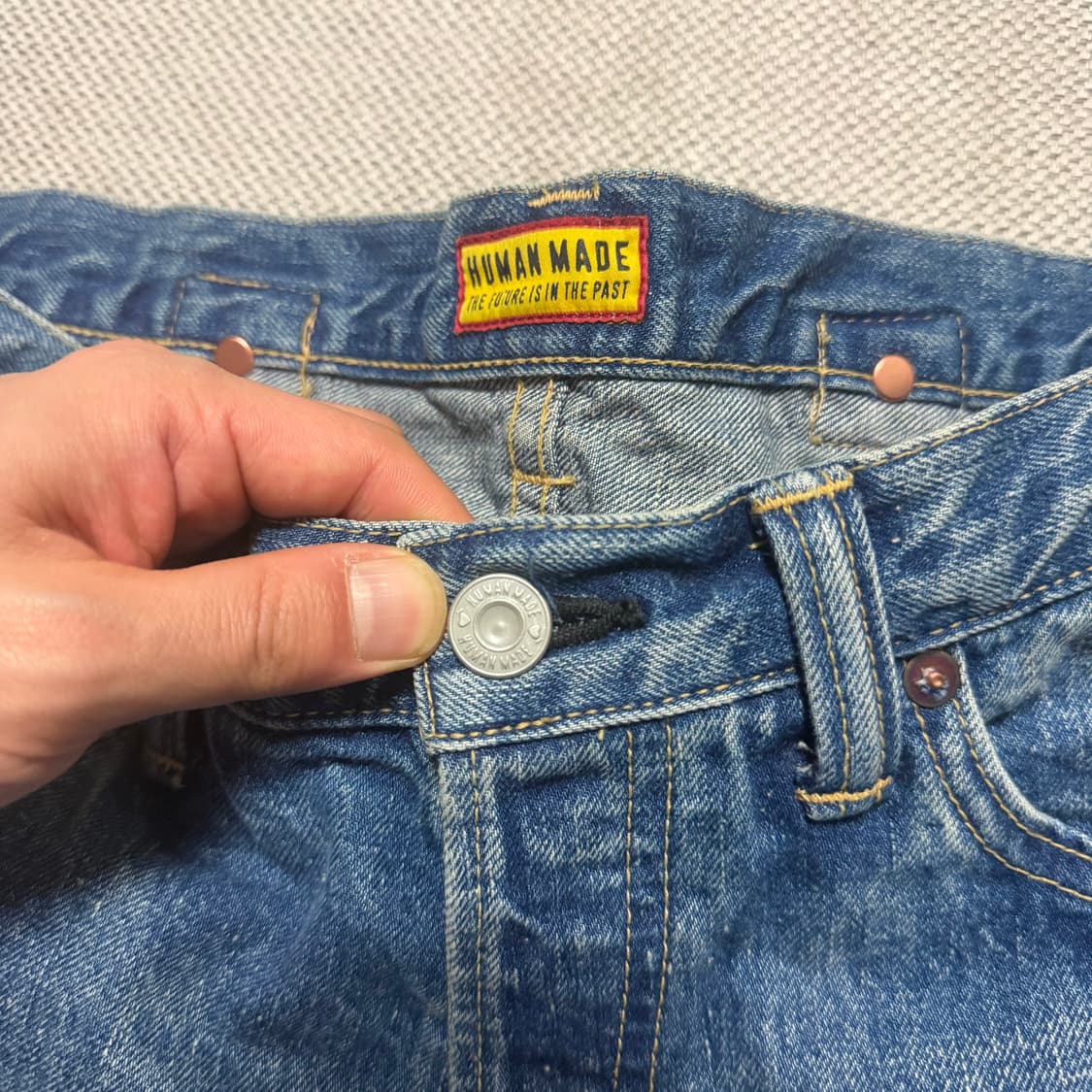 휴먼 메이드 하트 자수 스트레이트 데님 팬츠 퓨처 인디고 상품이미지3