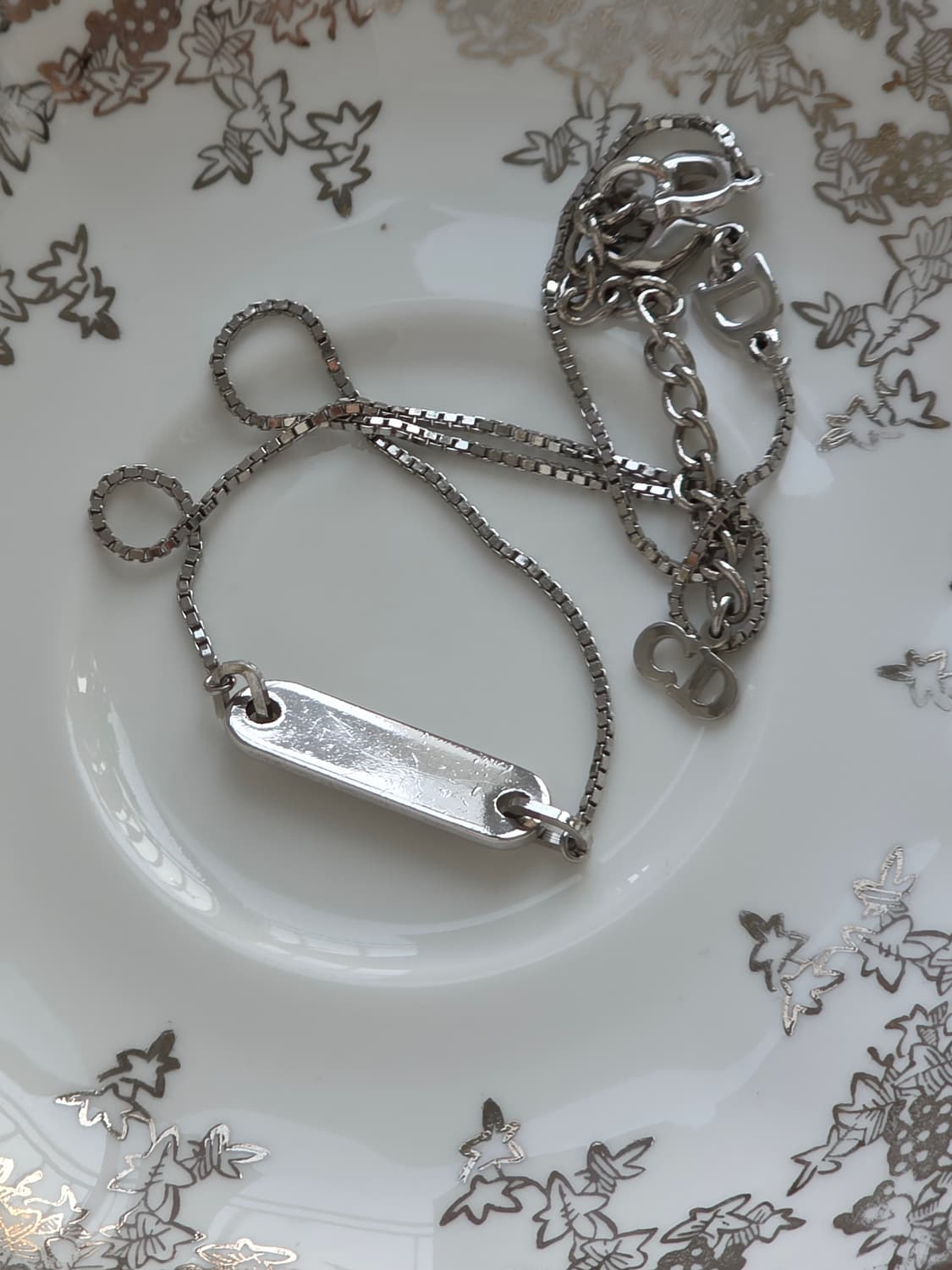 디올 은장 가로바 가로플레이트 dior 로고 목걸이  상품이미지8