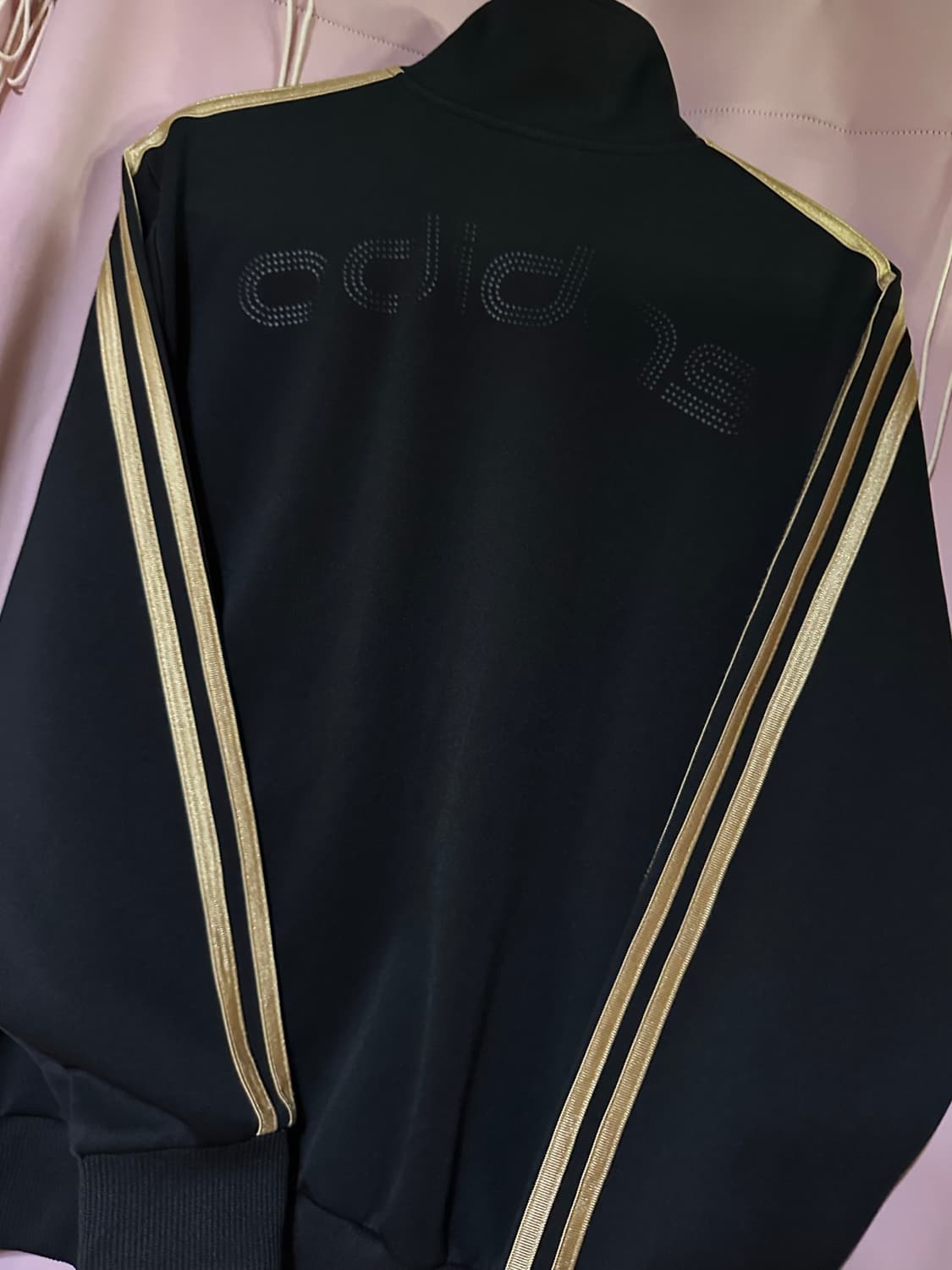 아디다스져지 아디다스 삼선 트랙탑 아디다스 블랙 골드 아디다스검골 집업 상품이미지4