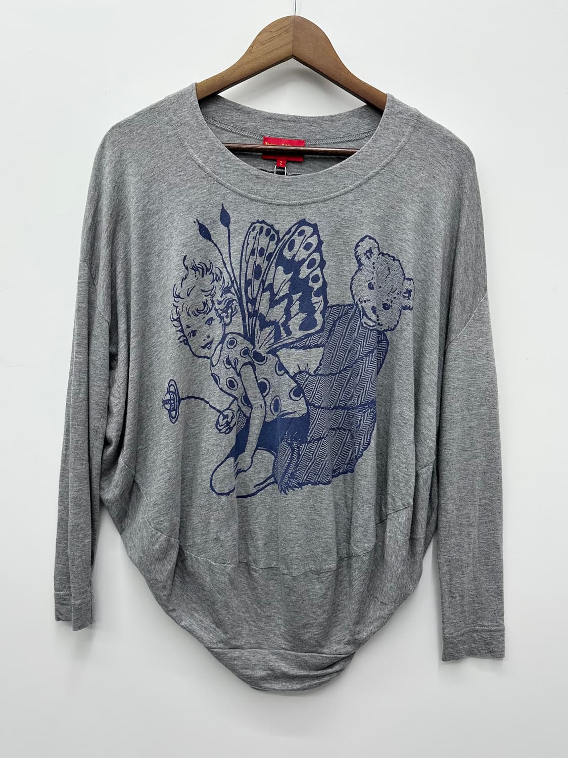 Vivienne Westwood 레드라벨의 그래픽 롱슬리브 상품이미지1