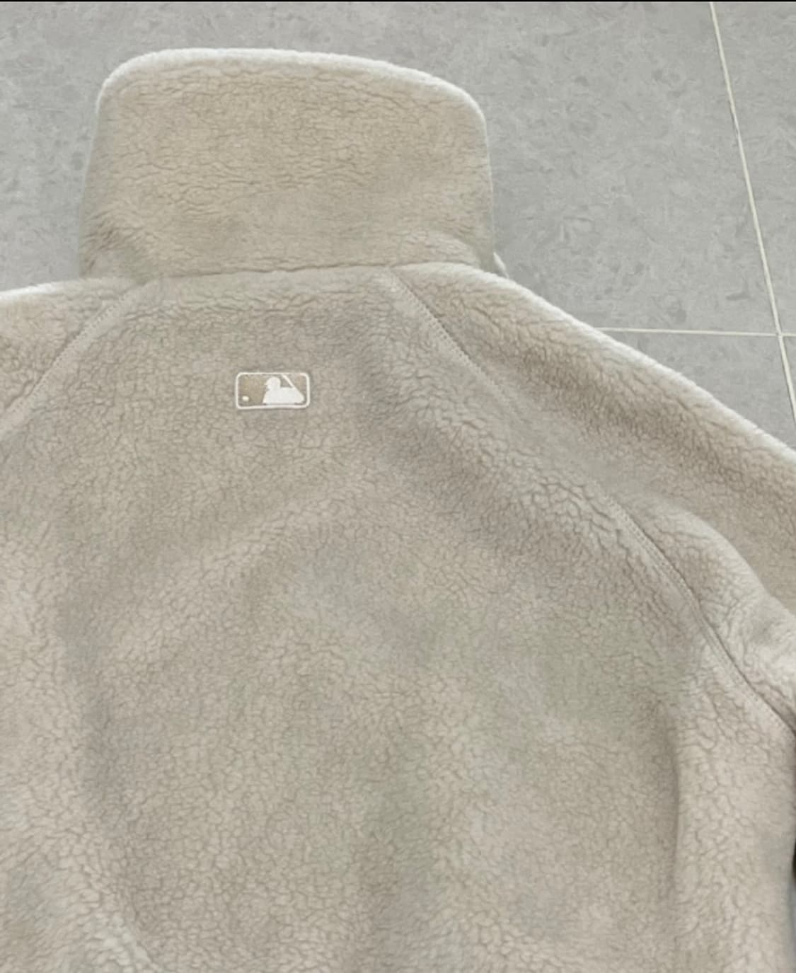 MLB 베이직 경량 크롭 후리스 점퍼 상품이미지8