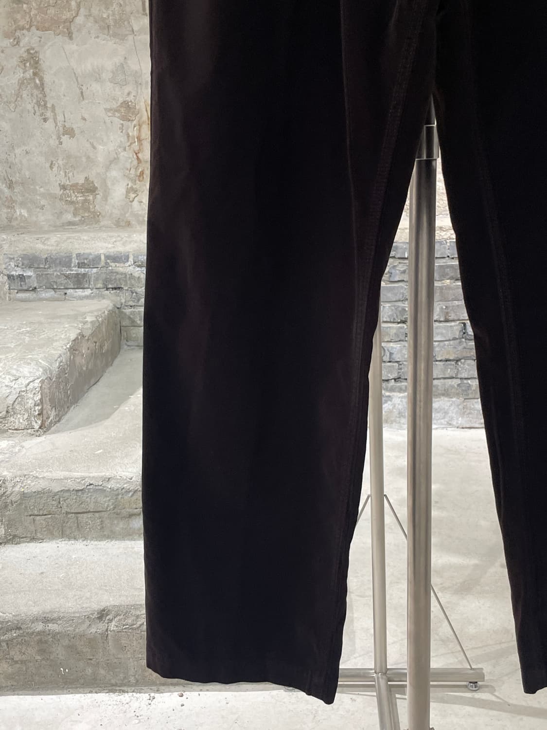 베르사체 클래식 다크 브라운 코듀로이 팬츠 상품이미지4