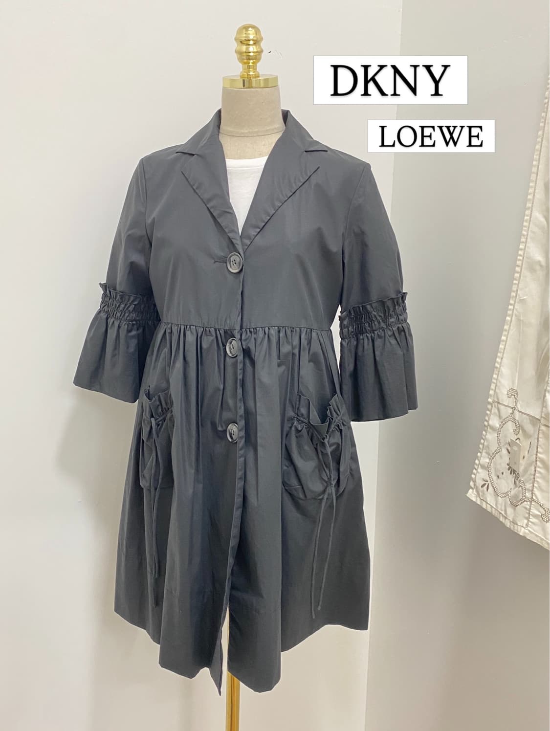 DKNY 블랙 프릴 자켓 상품이미지1